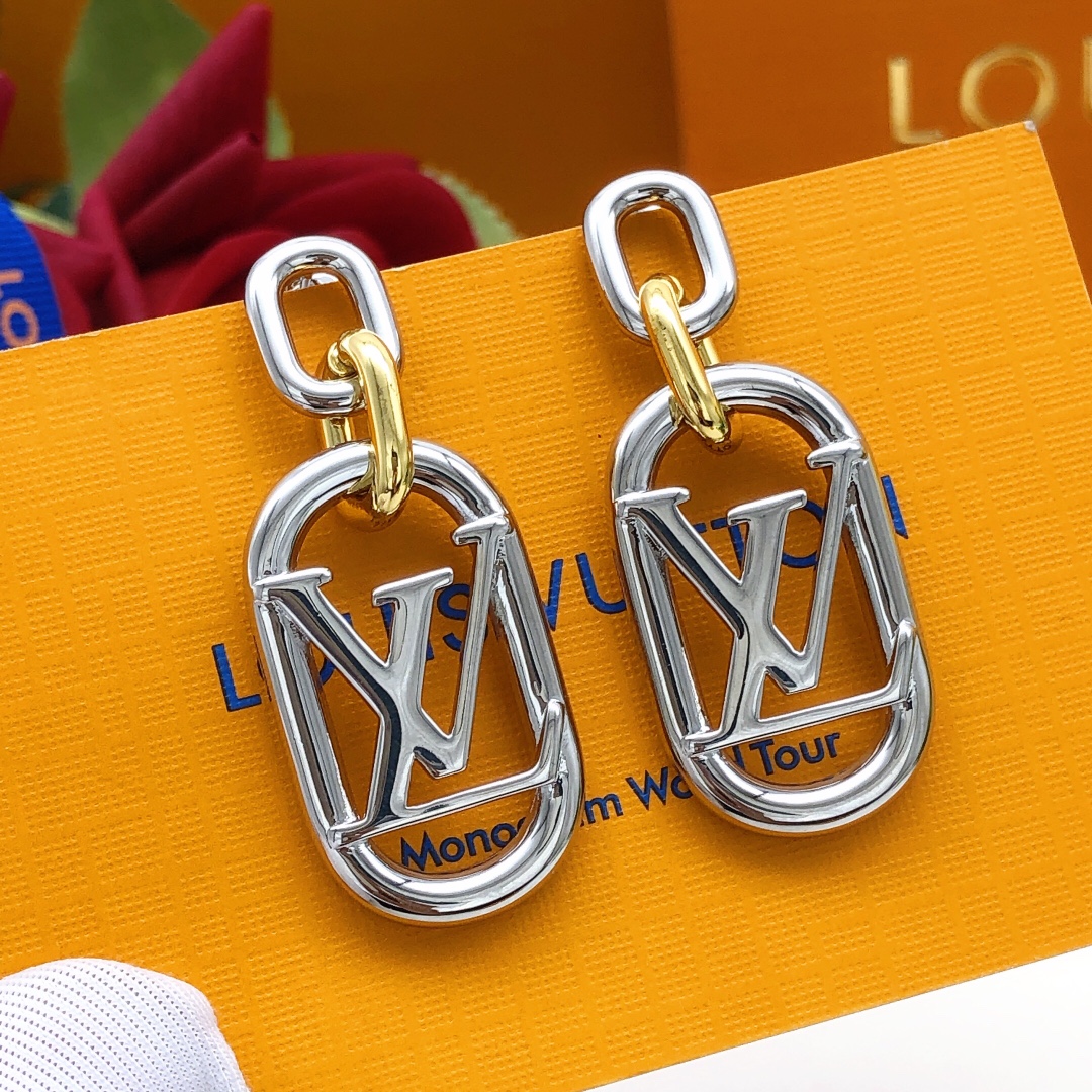 The Quality Replica
 Louis Vuitton Jewelry Earring Yellow Brass