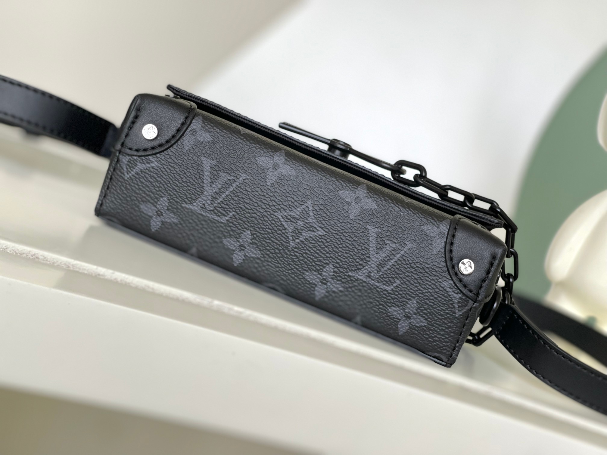 Louis Vuitton Black Monogram Taurillon Leather Messenger Bag M81783 5 a1691340432350 6410