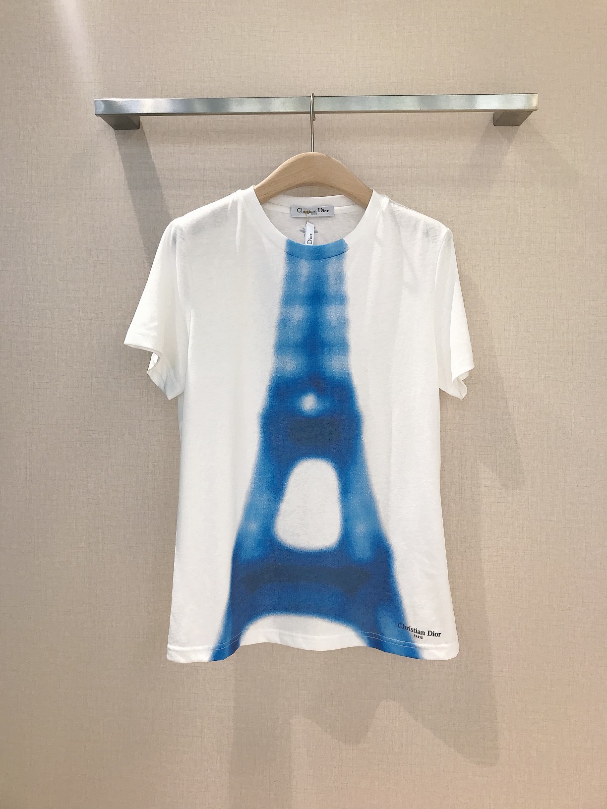 Dio*r2023cruise初秋新款DIO*R字母印花T恤巴黎埃菲尔铁塔印花圆领设计简洁大方个性又时髦