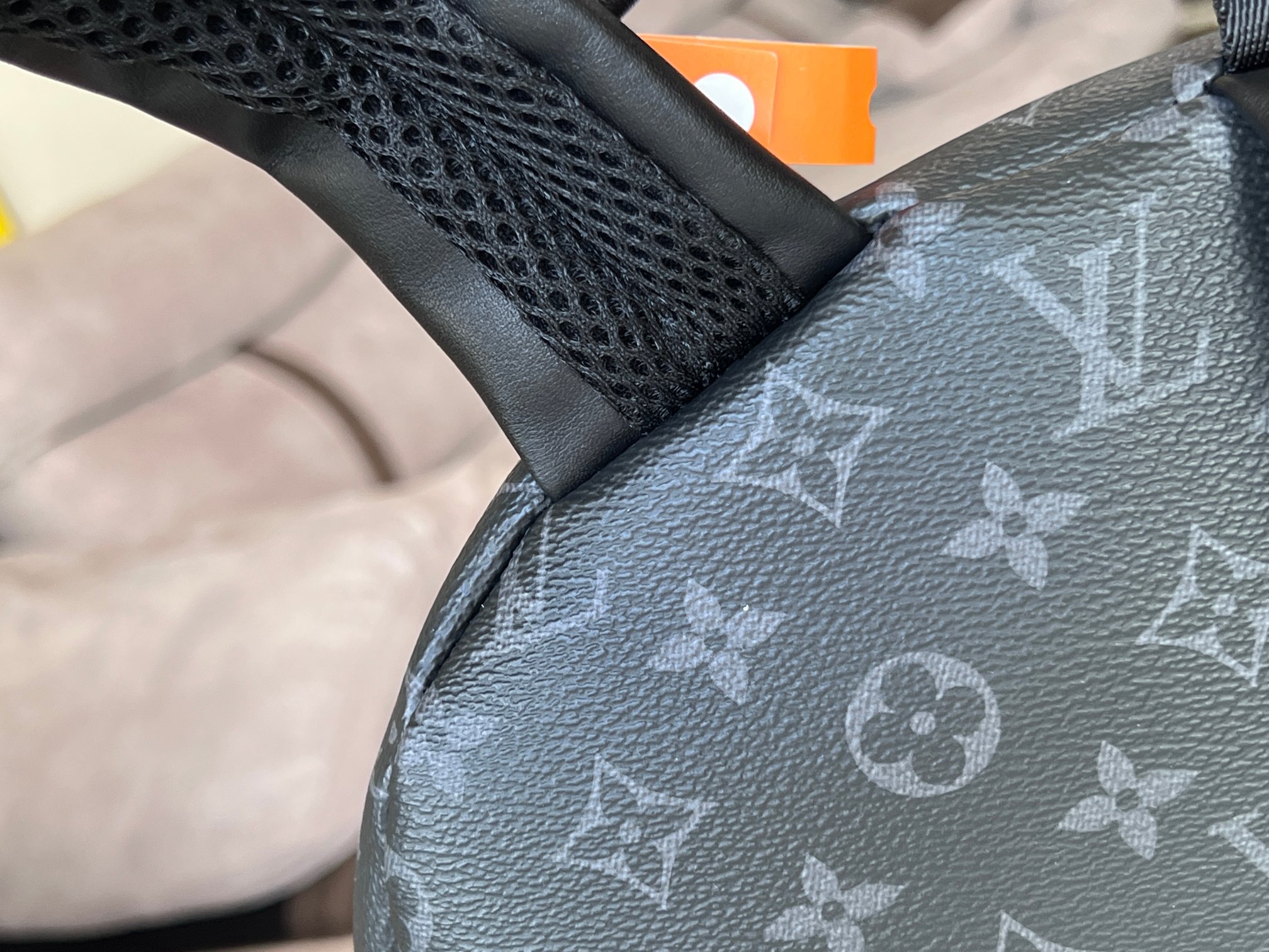 NO:200472,【DISCOVERY Backpack】 M22558 Black Flower Presbyterian This Discovery Backpack More details...,LV【Top Original List】,louis vuitton19860909【DISCOVERY 双肩包】 M22558黑花 老花 本款 Discovery 双肩包更多细节……,LV【顶级原单】,louis vuitton,Bag