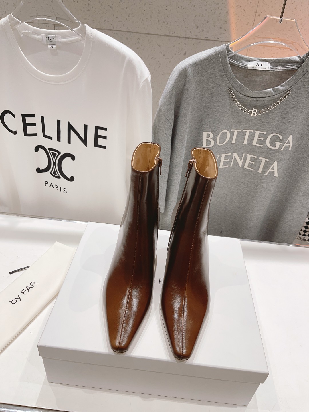 高版本出厂 🆕By Far 2025秋冬上新 气质款 全皮版 小猫跟 新款靴子 1:1 正品购入 小方头