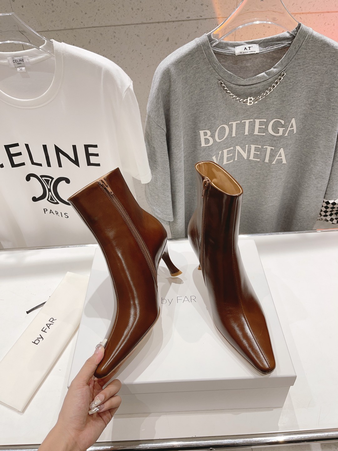 高版本出厂 🆕By Far 2025秋冬上新 气质款 全皮版 小猫跟 新款靴子 1:1 正品购入 小方头