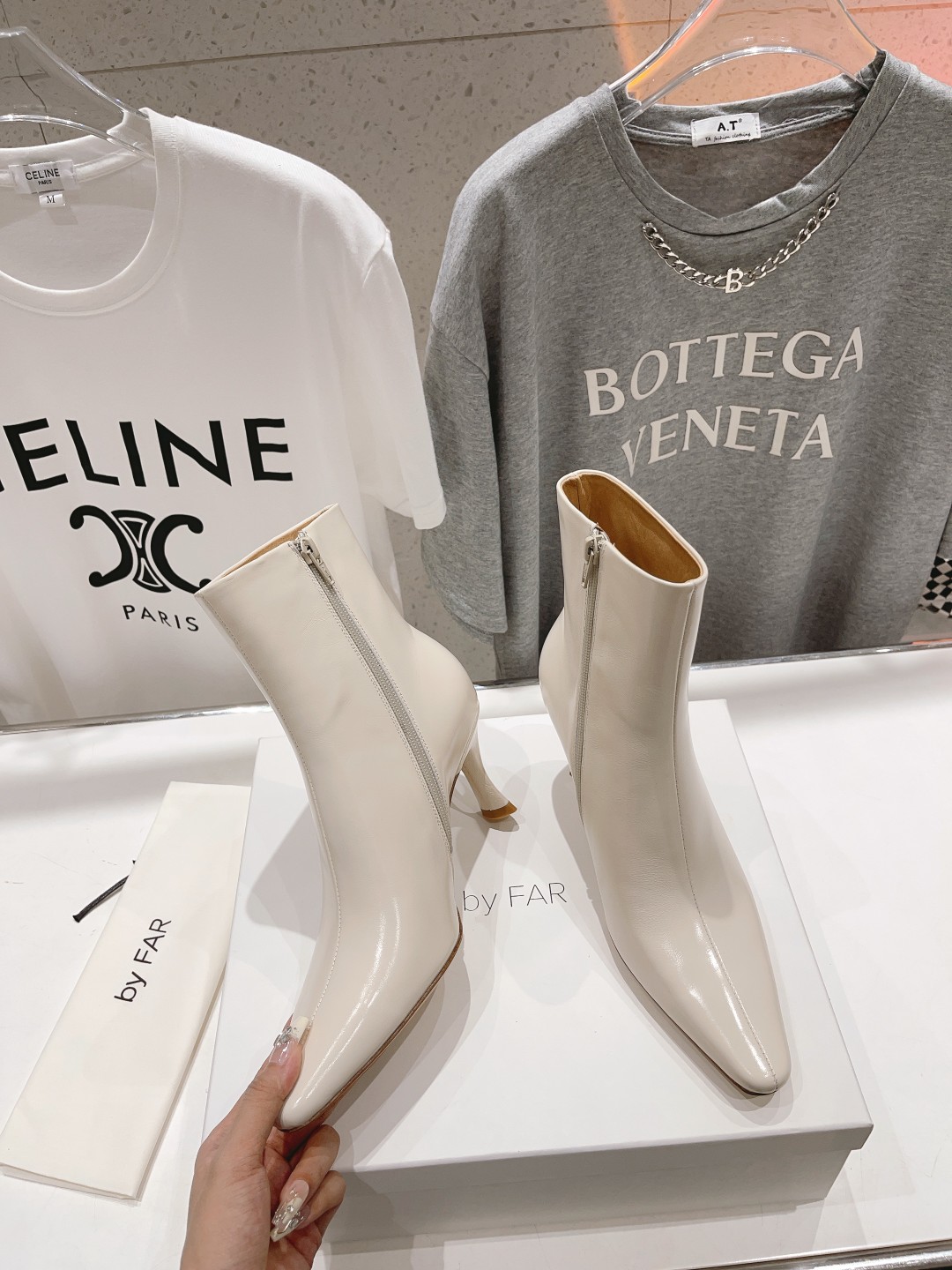 高版本出厂 🆕By Far 2025秋冬上新 气质款 全皮版 小猫跟 新款靴子 1:1 正品购入 小方头