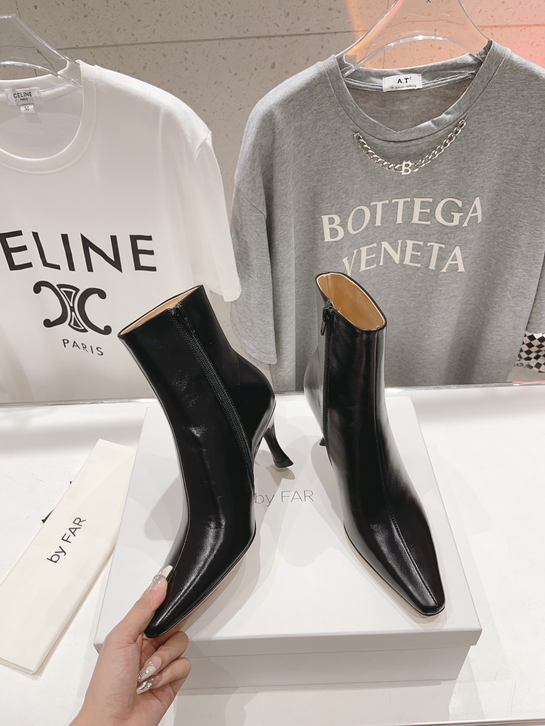 高版本出厂 🆕By Far 2025秋冬上新 气质款 全皮版 小猫跟 新款靴子 1:1 正品购入 小方头
