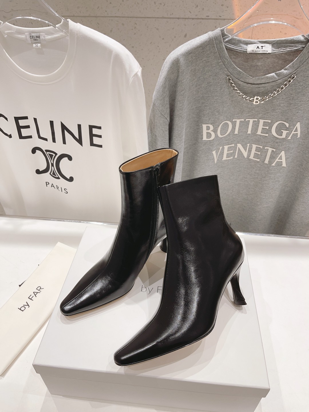 高版本出厂 🆕By Far 2025秋冬上新 气质款 全皮版 小猫跟 新款靴子 1:1 正品购入 小方头