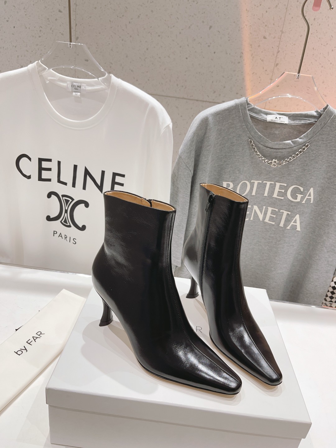 高版本出厂 🆕By Far 2025秋冬上新 气质款 全皮版 小猫跟 新款靴子 1:1 正品购入 小方头