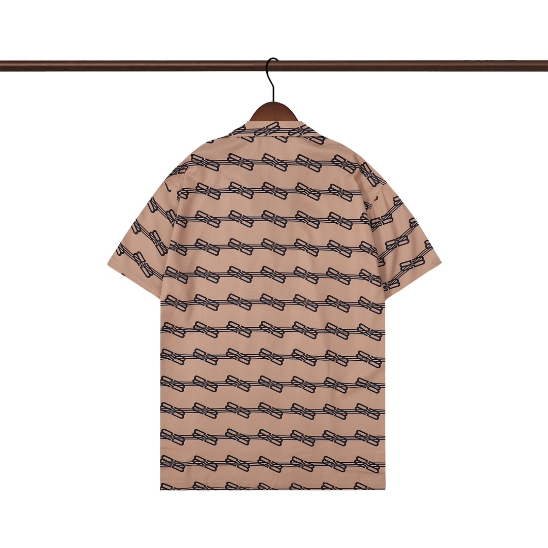 P55+P53 BALENCIAGA 巴黎世家
经典印花套装，黑色 白色 咖啡色 M L XL 2XL 3XL
