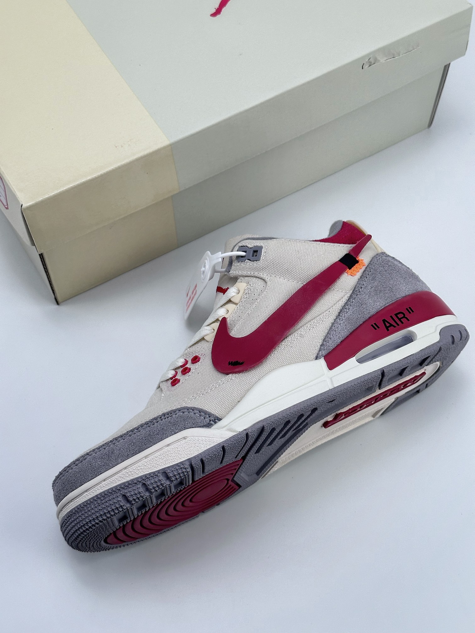 Air Jordan 3 Retro x OFF WHITE 米白红 潮流复古篮球鞋 DH7139-123