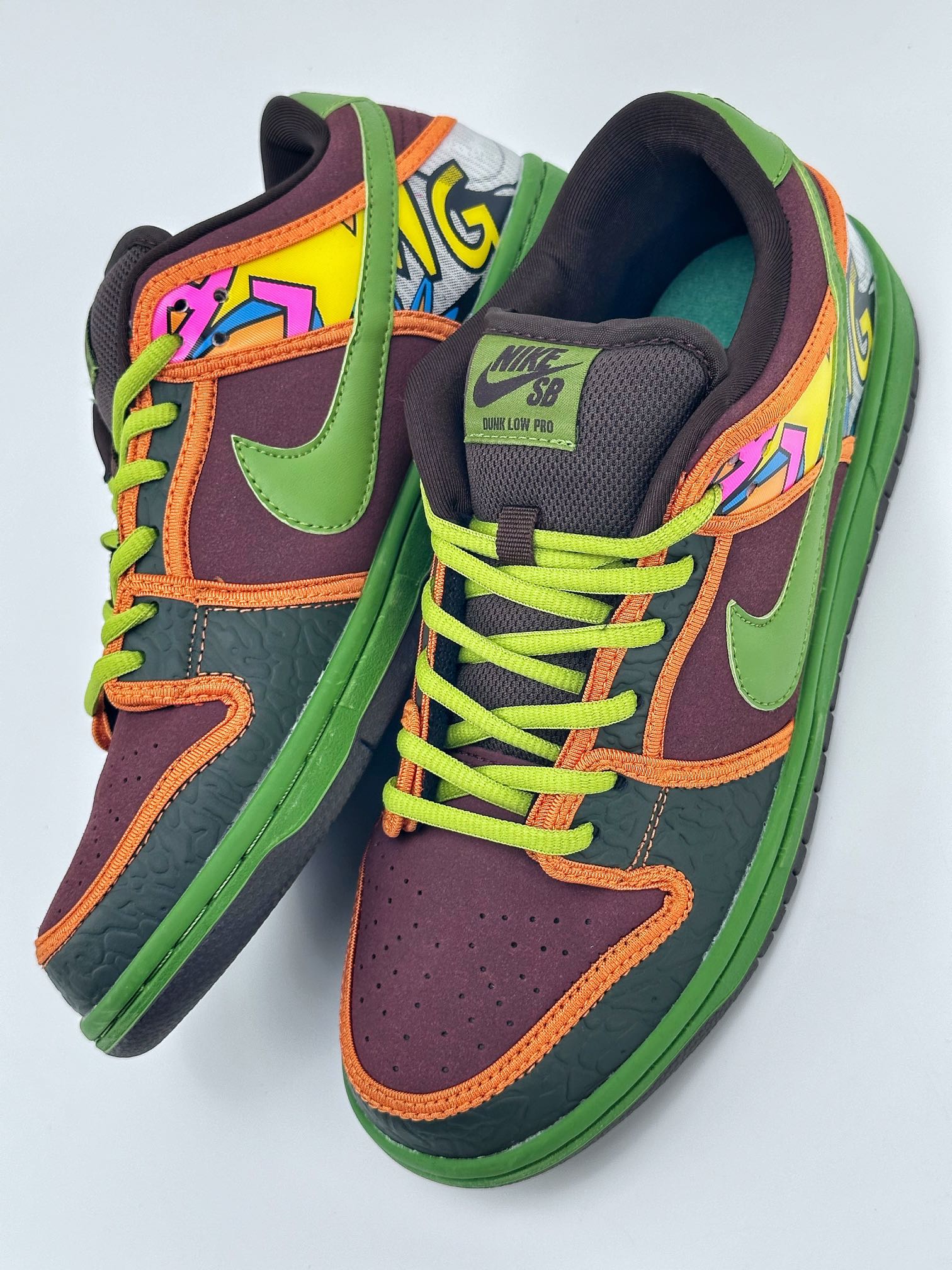 Nike SB Dunk Low De La Soul Green Brown Graffiti 789841-332