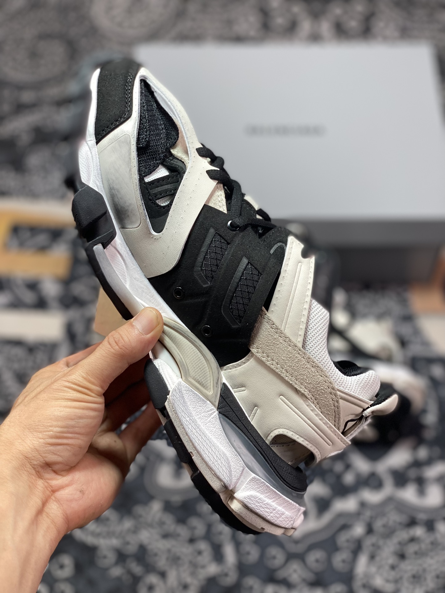 BALENCIAGA Track Trainers 3.0 Retro Wild Running Grandpa Trendy All-match Jogging Shoes ”Off-white Black Gray White” 542023 W3SU5 9791