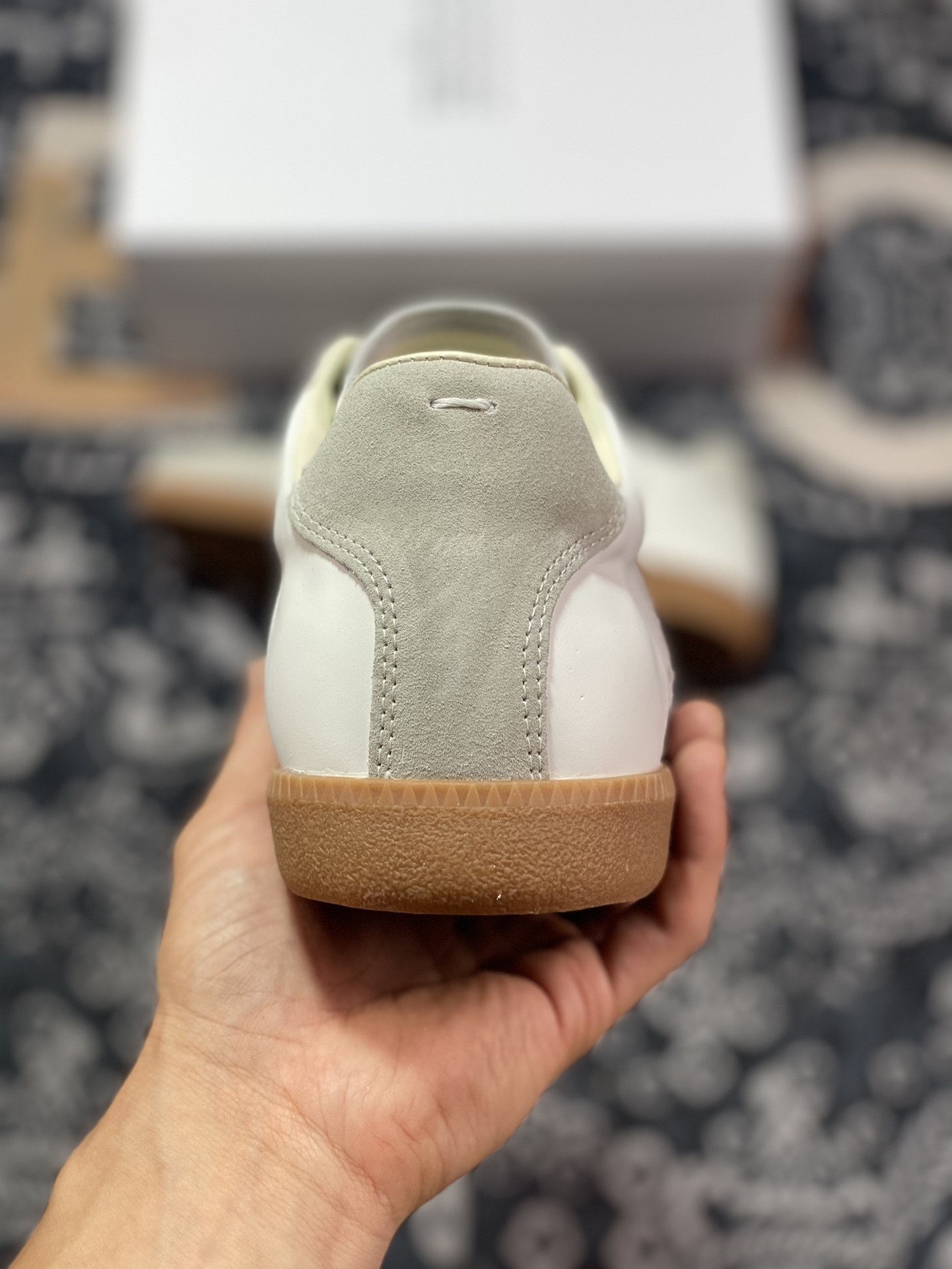 Maison Margiela 22 Classic Replica Leather Low Sneaker White Sneakers ”Off-White Grey Caramel Sole” S58 WS0109 P1895 101