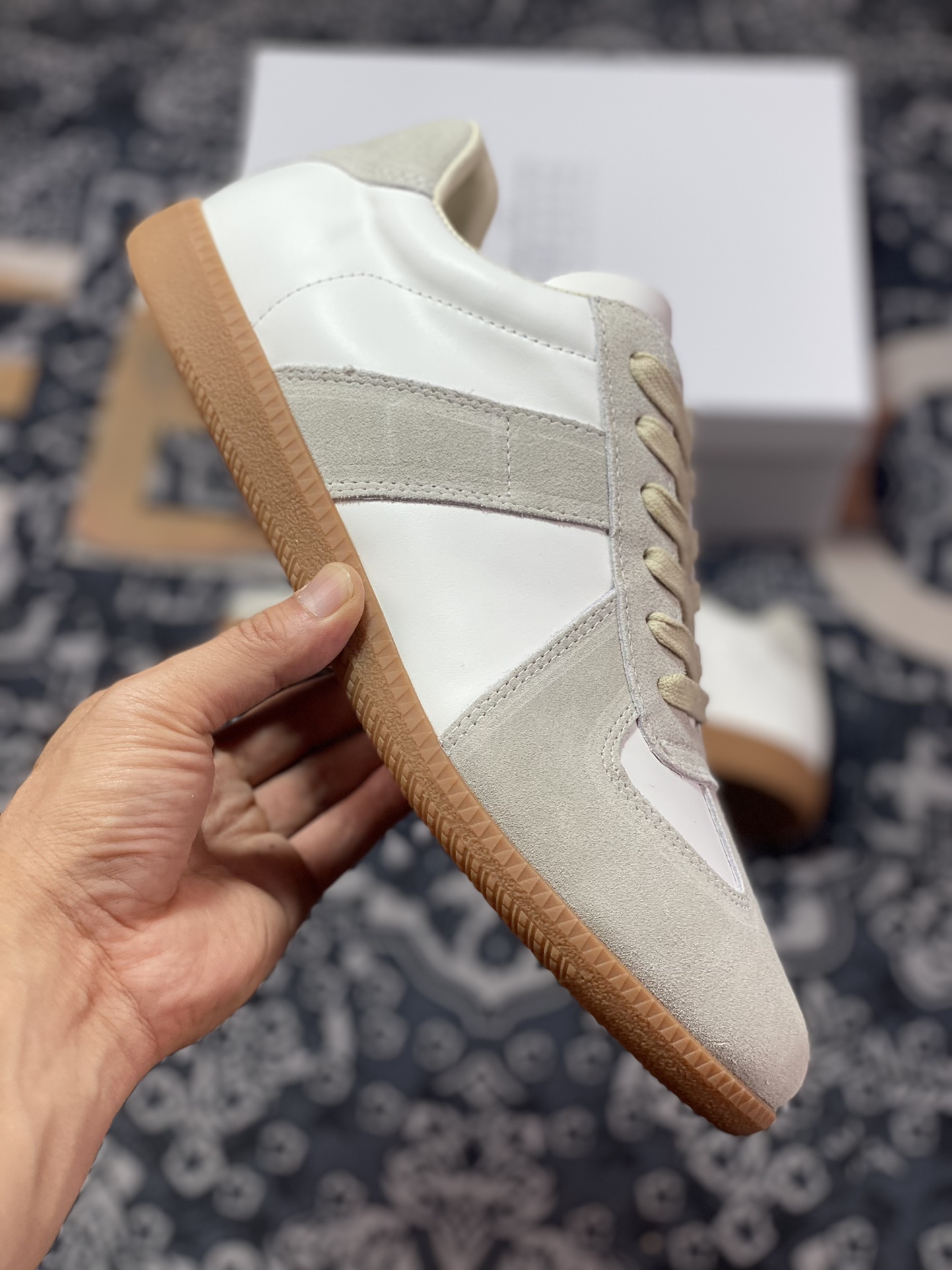 Maison Margiela 22 Classic Replica Leather Low Sneaker White Sneakers ”Off-White Grey Caramel Sole” S58 WS0109 P1895 101