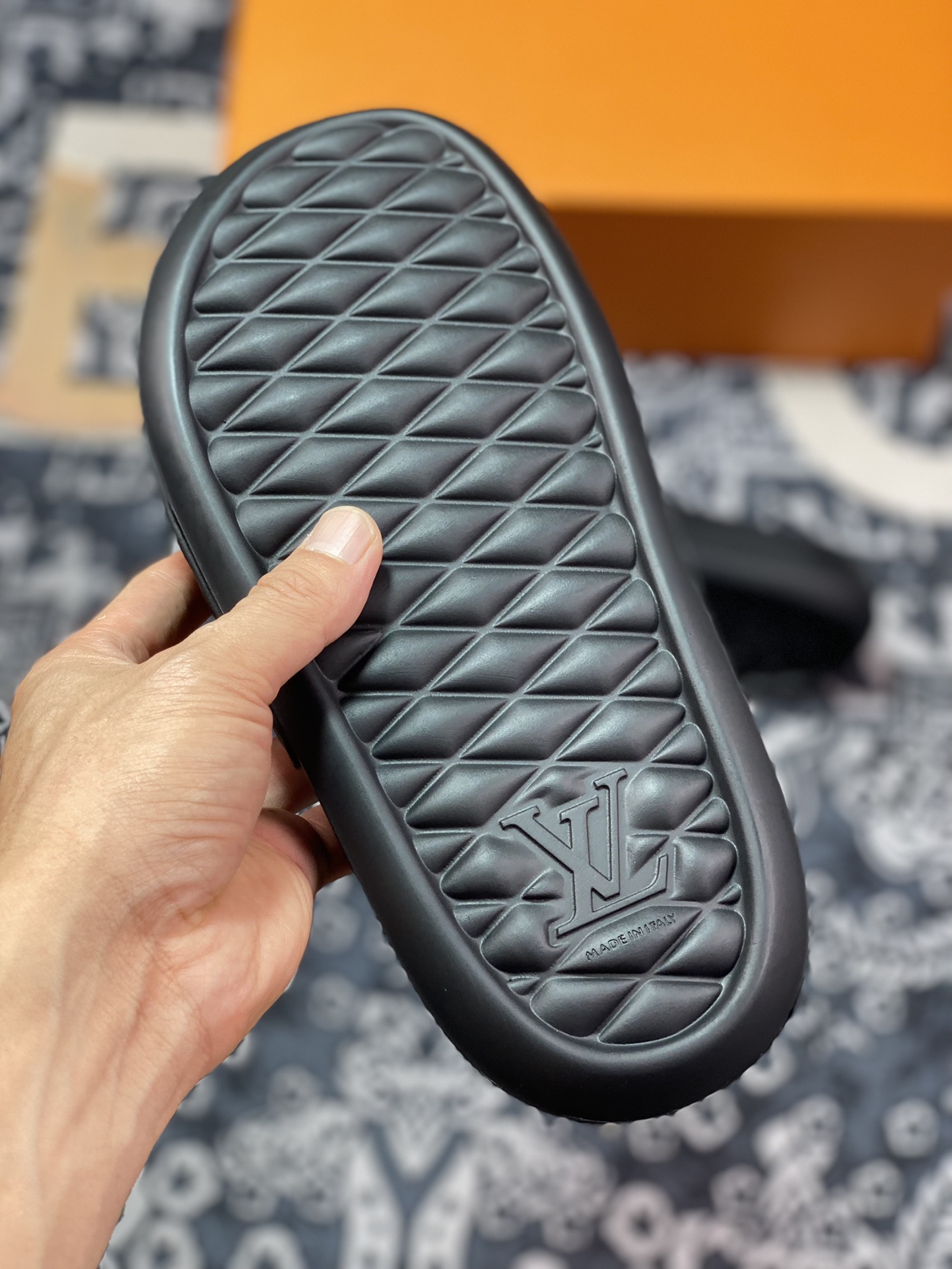 Louis Vuitton LV new summer casual slippers