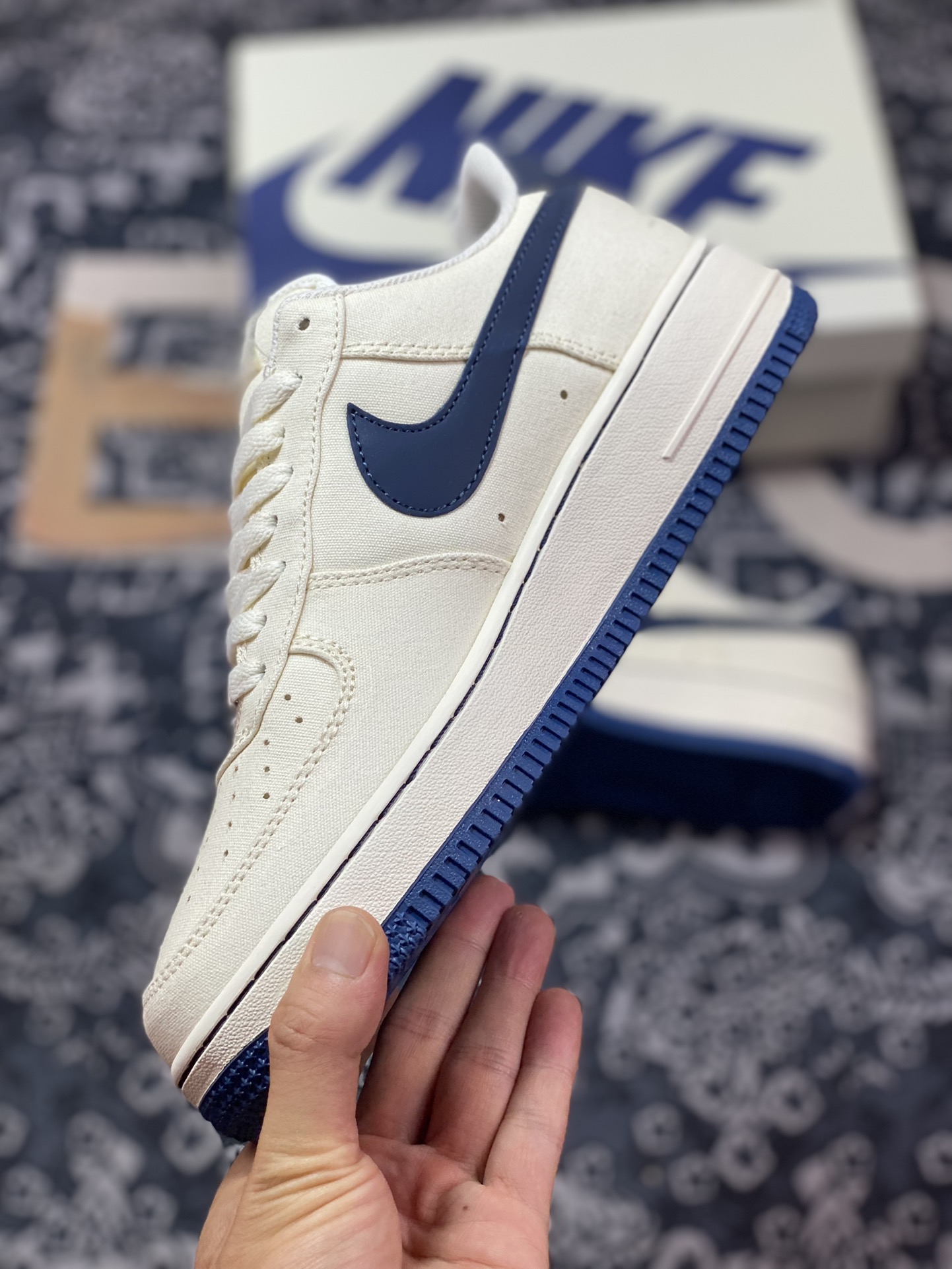 Nike Air Force 1'07 Low QS”Sail/Dark Blue/Reflection Mini Swoosh” Air Force One Sneakers ”Canvas Off-White Dark Blue Reflective Small Swoosh” ME0112-566