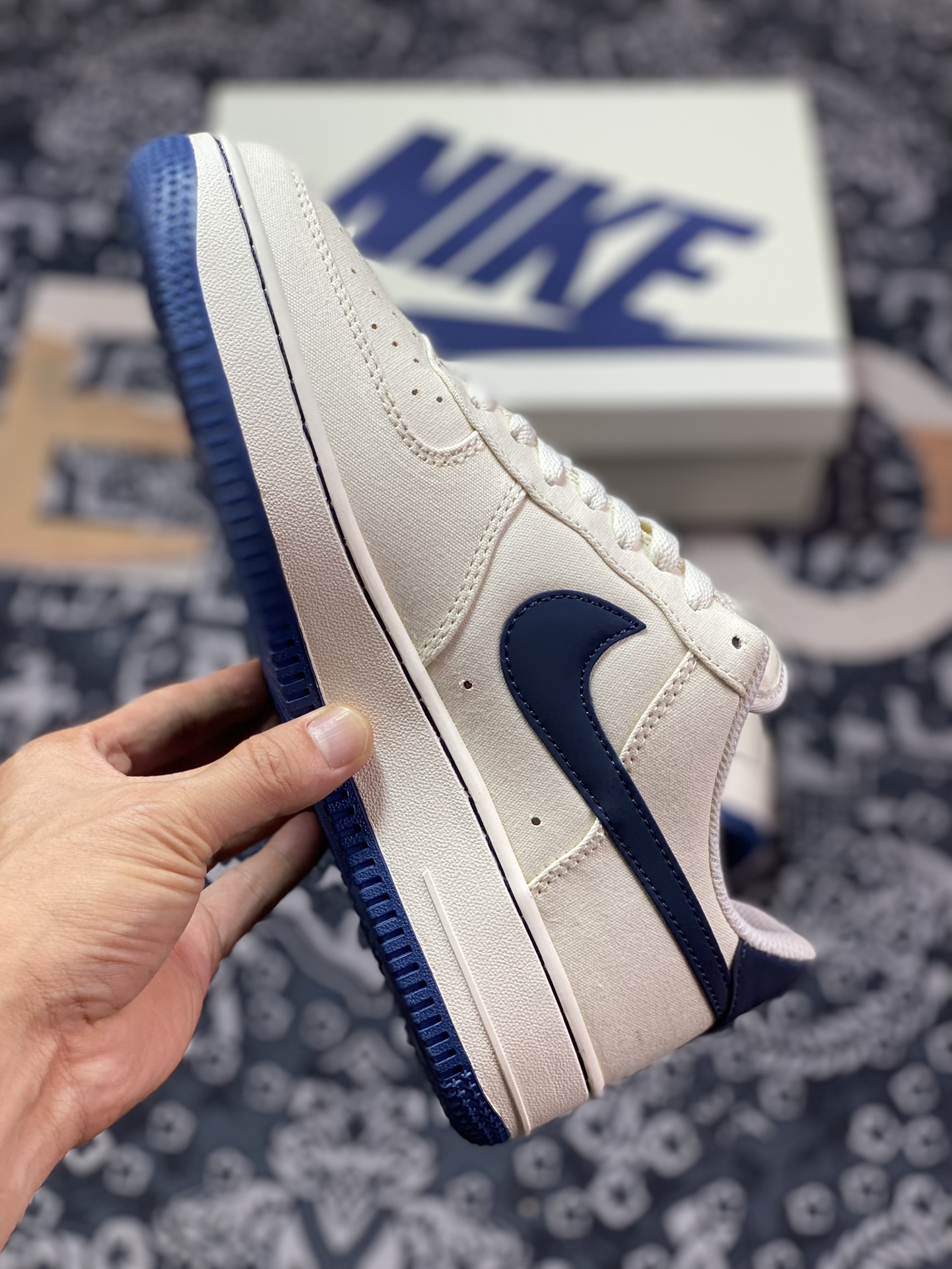 Nike Air Force 1'07 Low QS”Sail/Dark Blue/Reflection Mini Swoosh” Air Force One Sneakers ”Canvas Off-White Dark Blue Reflective Small Swoosh” ME0112-566