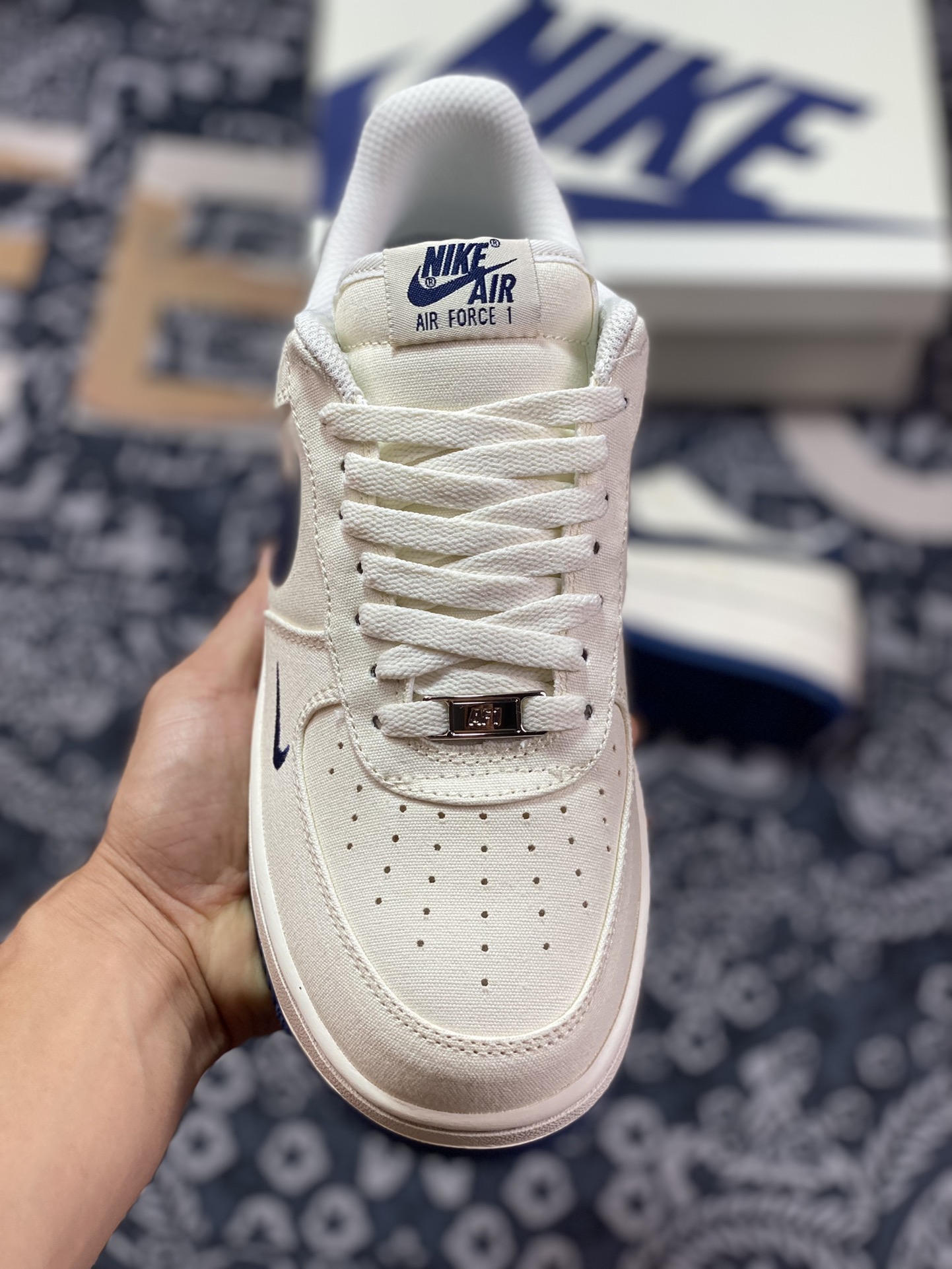 Nike Air Force 1'07 Low QS”Sail/Dark Blue/Reflection Mini Swoosh” Air Force One Sneakers ”Canvas Off-White Dark Blue Reflective Small Swoosh” ME0112-566