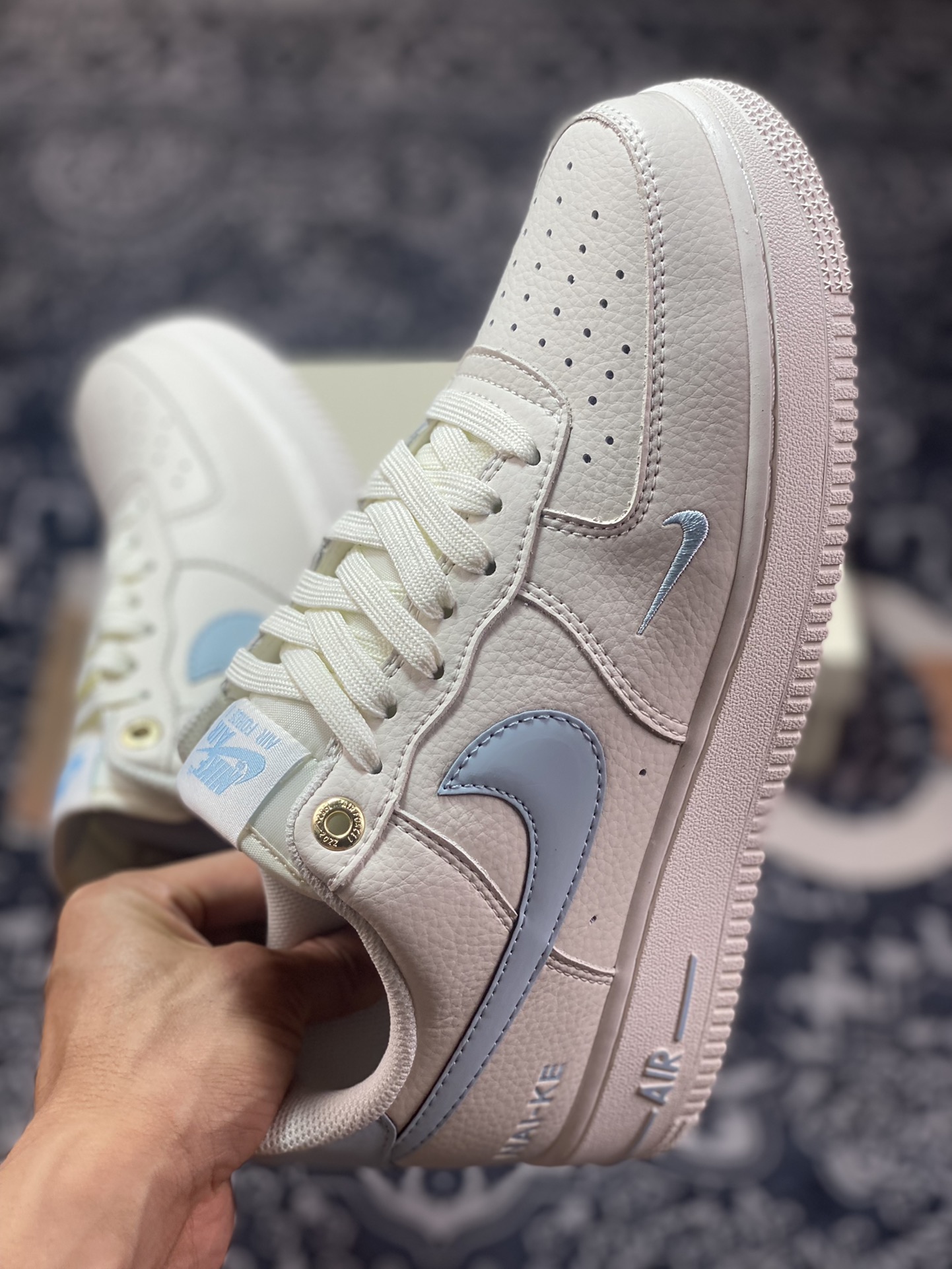 Nike Air Force 1'07”NAI-KE/Beige/Light Blue” Air Force One Sneakers ”NAIKE Beige Light Blue Hook” NK0621-933