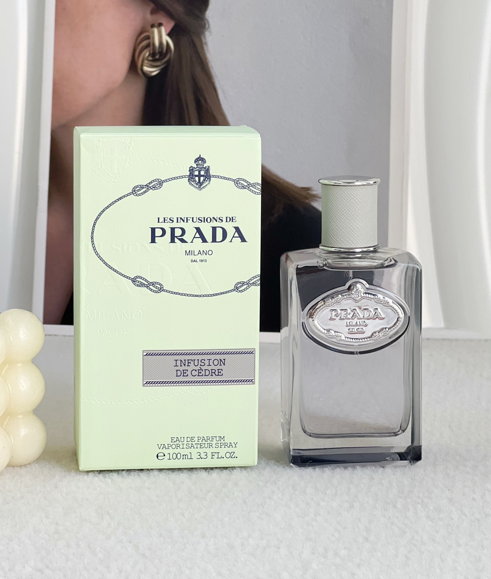 NO:809294,Prada Prada melted cedar wood 100ml, neutral fragrance, woody floral fragrance, iris, cedar, orange blossom oil, incense, benzoin, vetiver, perfume, prada, prada19860909Prada 普拉达融雪松木100ml 属性中性香 香调木质花香调 气味鸢尾花 雪松 橙花油 焚香 安息香脂 香根草,香水,prada,prada,accessory