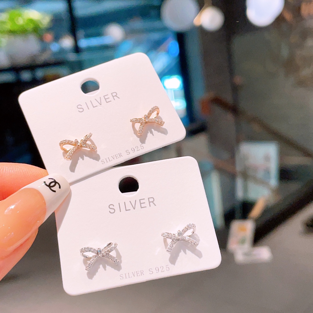 Feinsilber Ohrringe Frisch Arbeitsplatz Silber