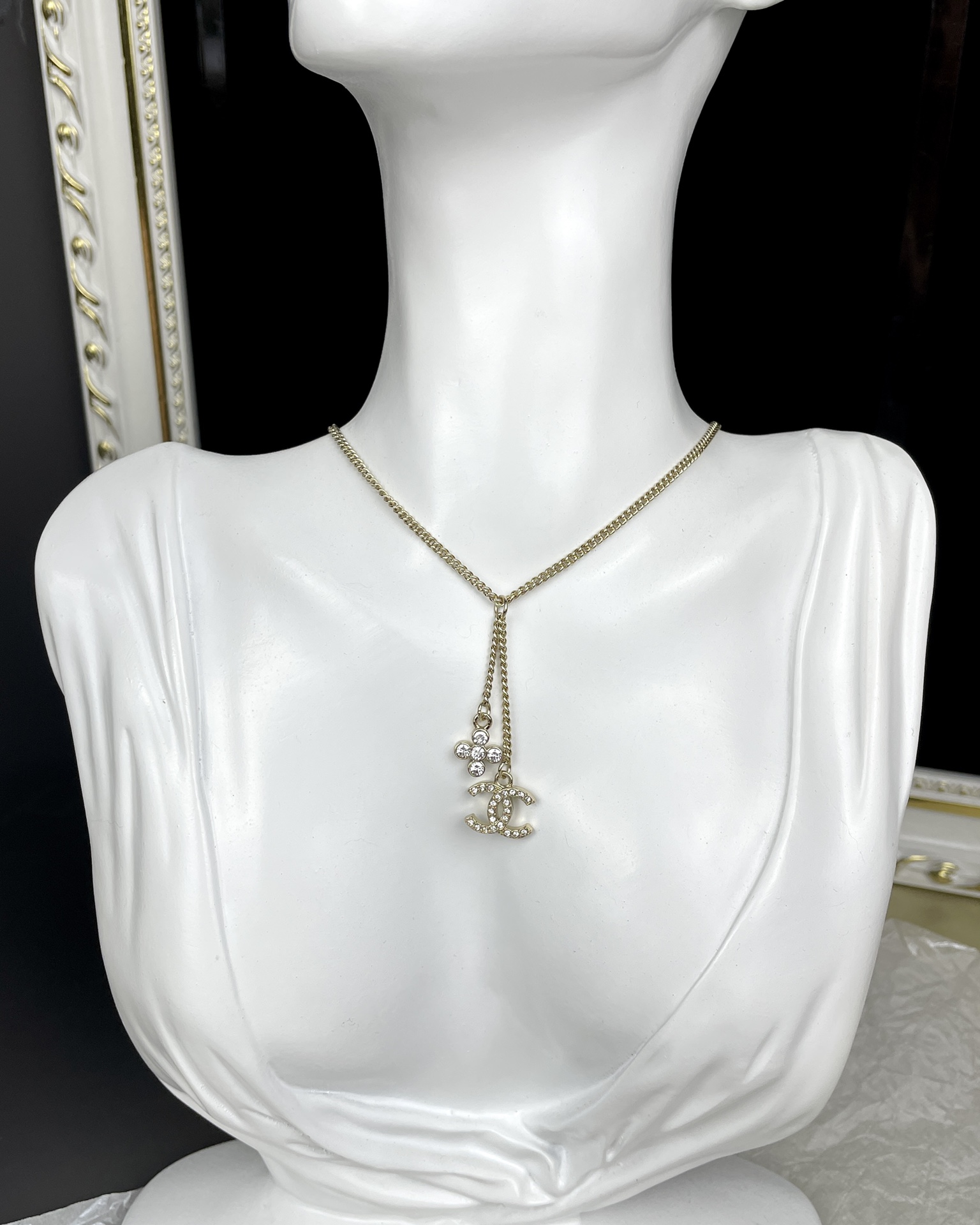 Chrome Hearts Ch@nel 花朵双C镶钻 简约款 项链