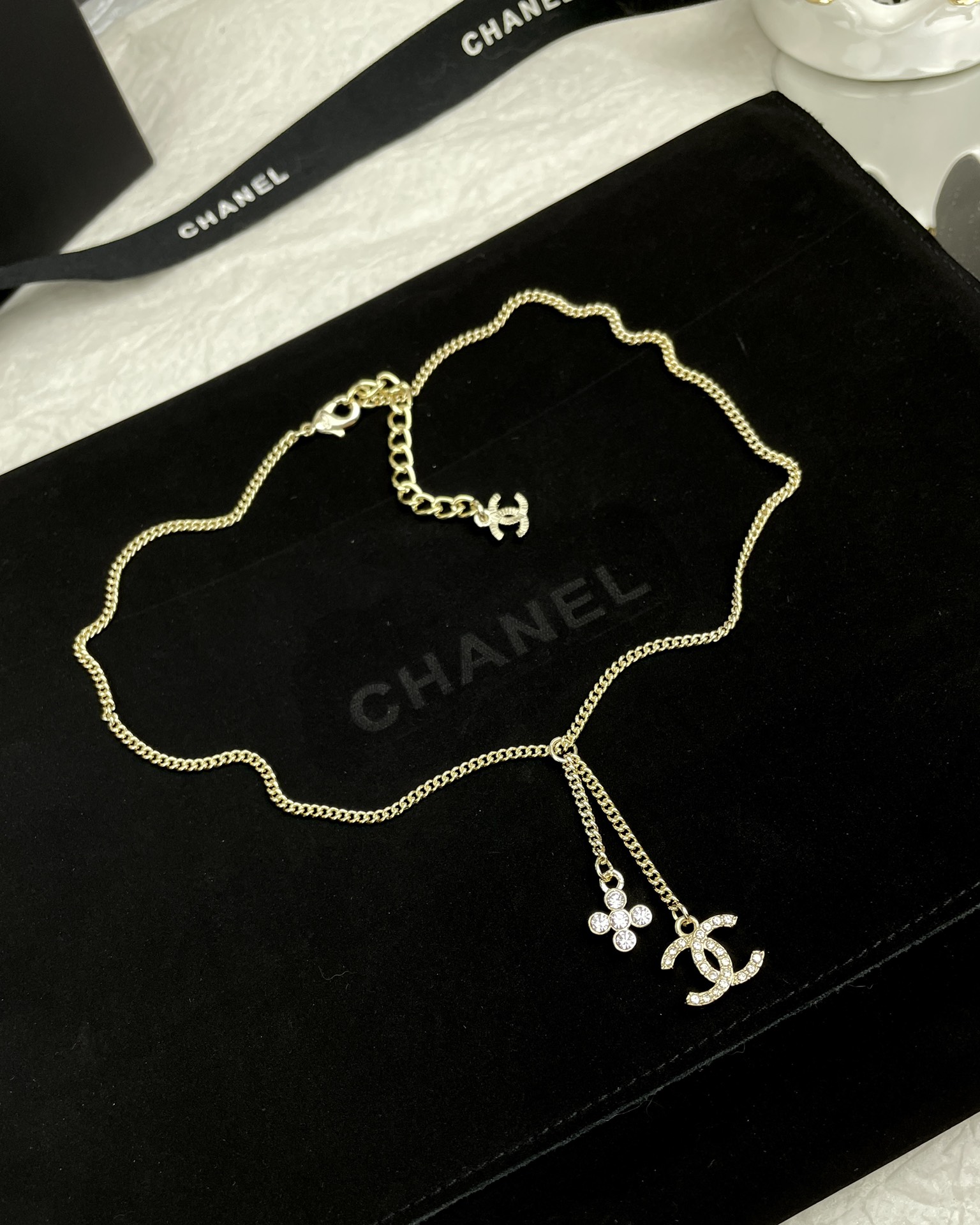 Chrome Hearts Ch@nel 花朵双C镶钻 简约款 项链