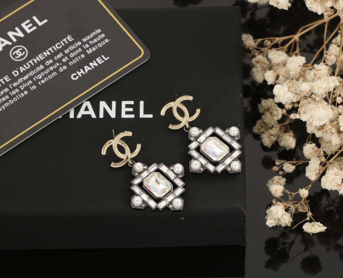 Chanel Haute Joaillerie Fine Jewelry Earrings Necklace Ring Ref.29A42BA0 2