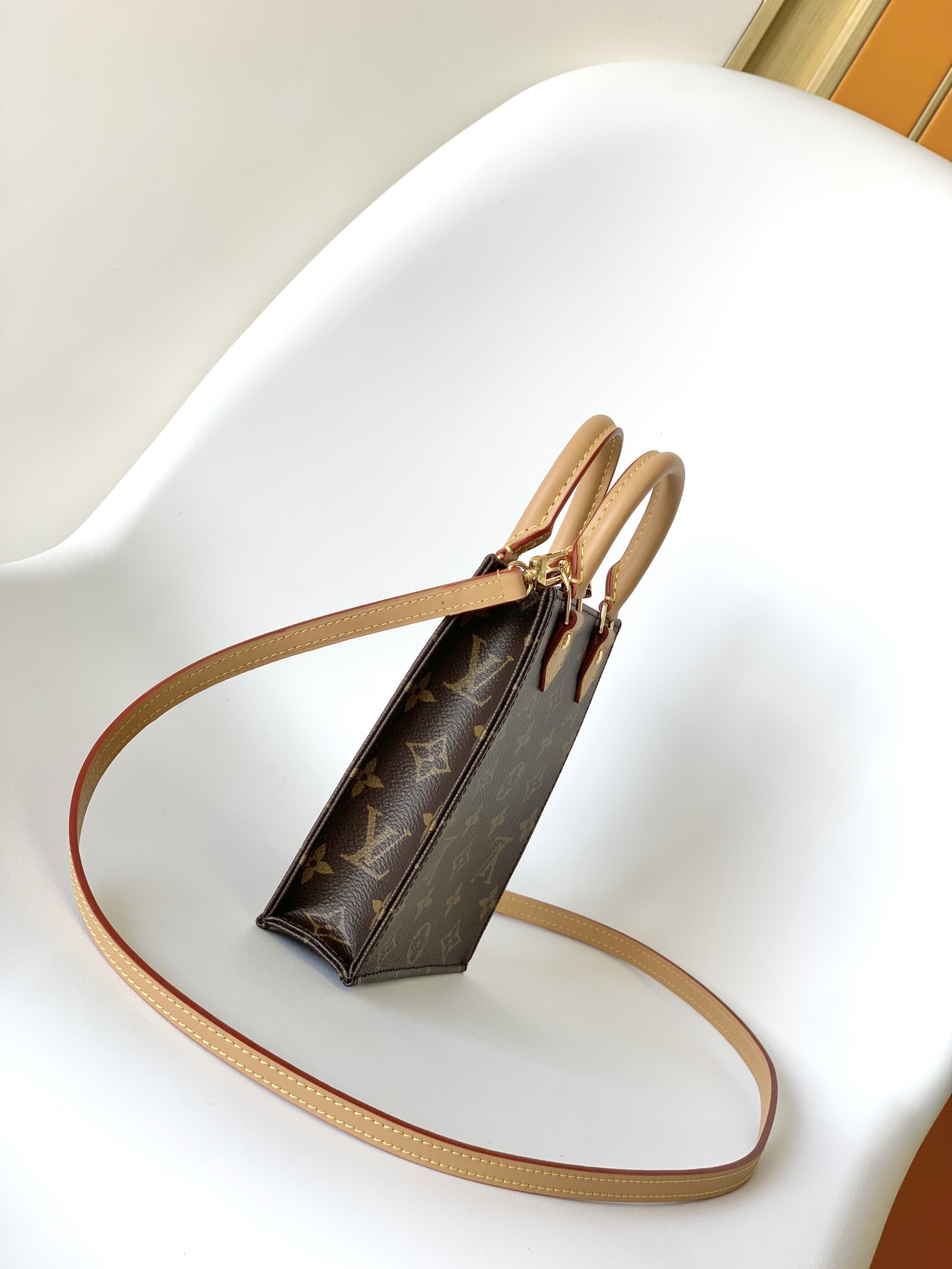 [Louis Vuitton Women