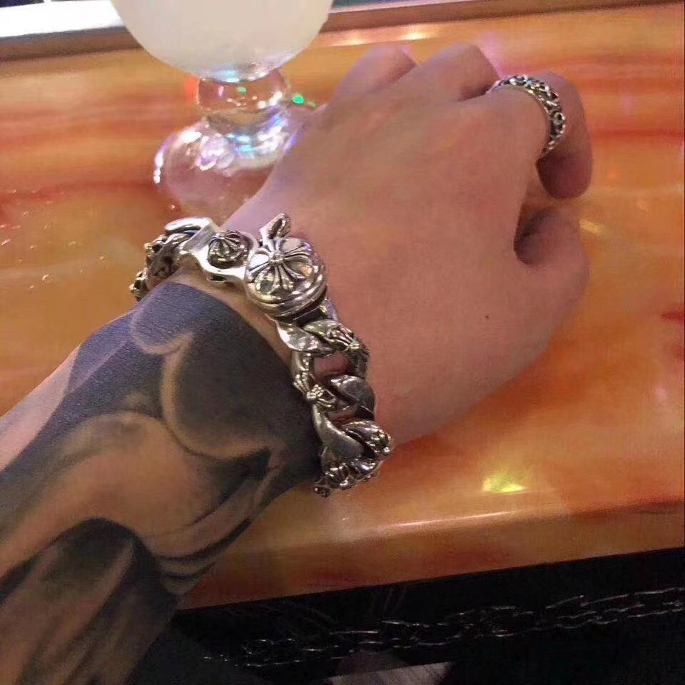 NO:111080,Buyer Show Getting Started Reference Cross Heart Lobster Buckle Half Flower Cross Bracelet, Elegant Jewelry, Chrome Hearts, Bracelet19860909买家秀 上手参考 克罗心龙虾扣半花十字手链,饰品精品,chrome hearts,bracelet,Jewelry