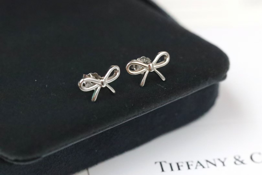 Tiffany & Co. Tiffany&Co. 蝴蝶结耳钉 925银