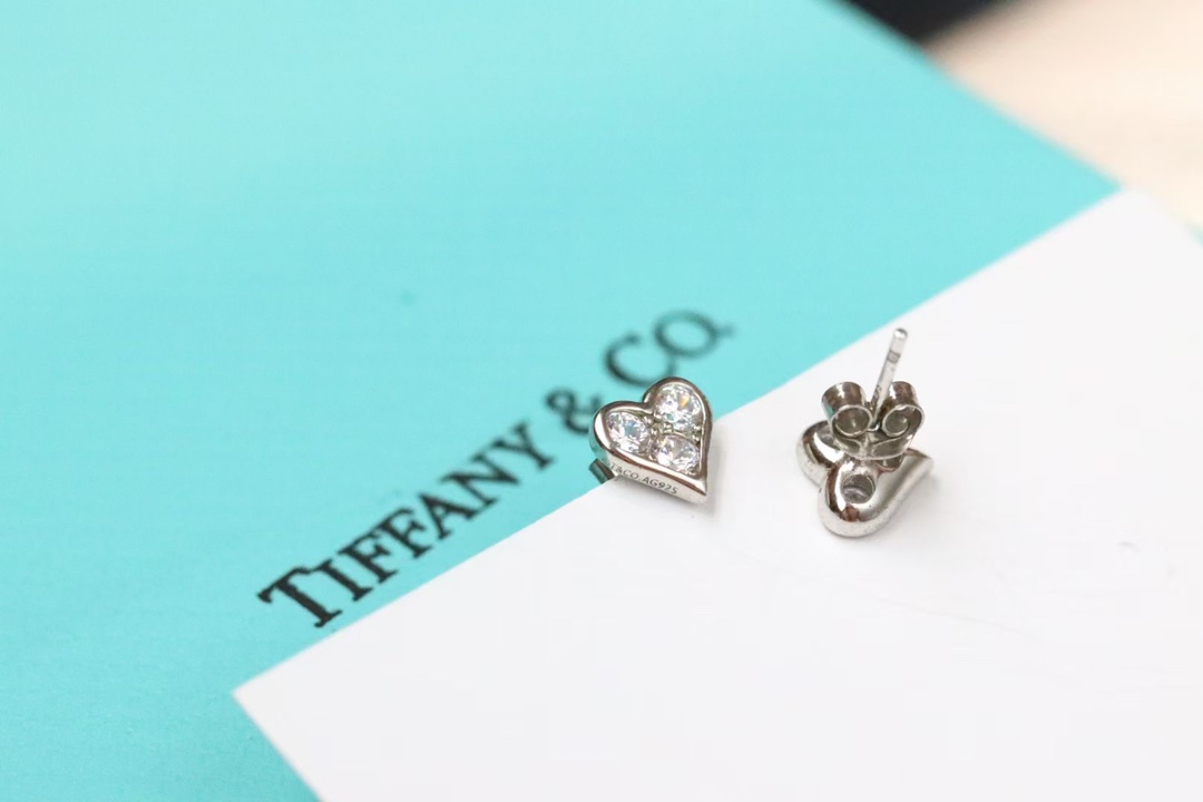 Tiffany & Co. Tiffany&Co. 三钻爱心 耳钉 925银