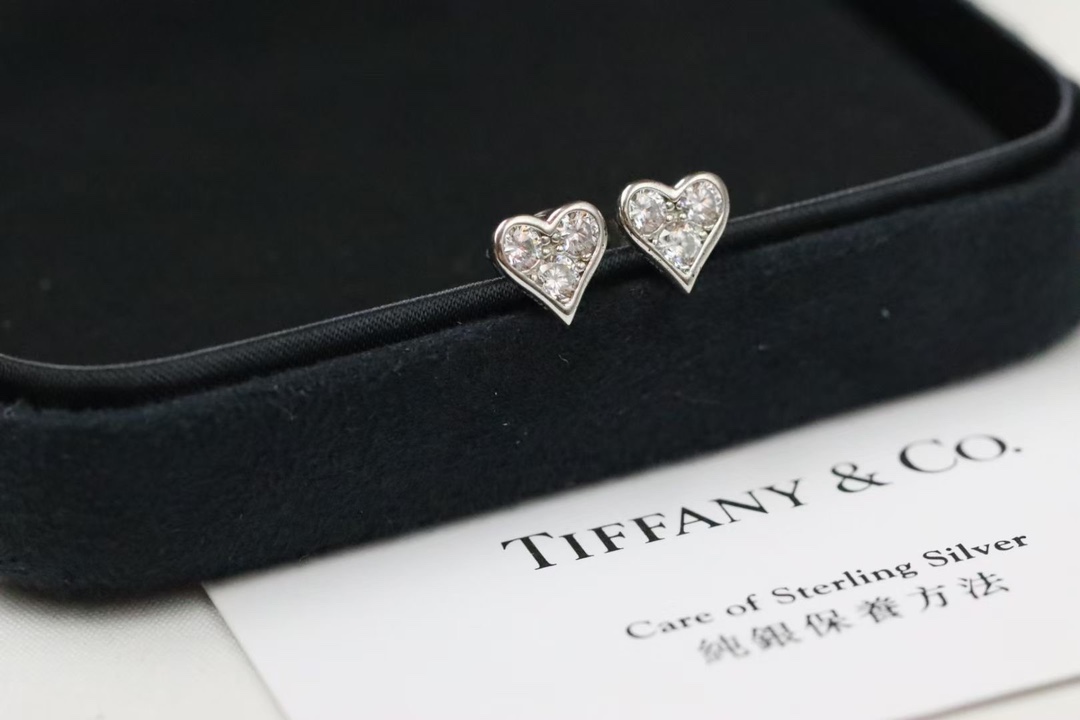 Tiffany & Co. Tiffany&Co. 三钻爱心 耳钉 925银