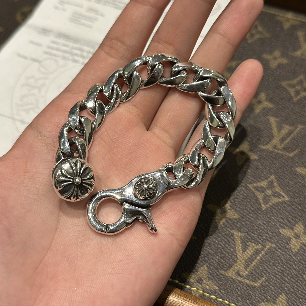 Bracelets & Bangles