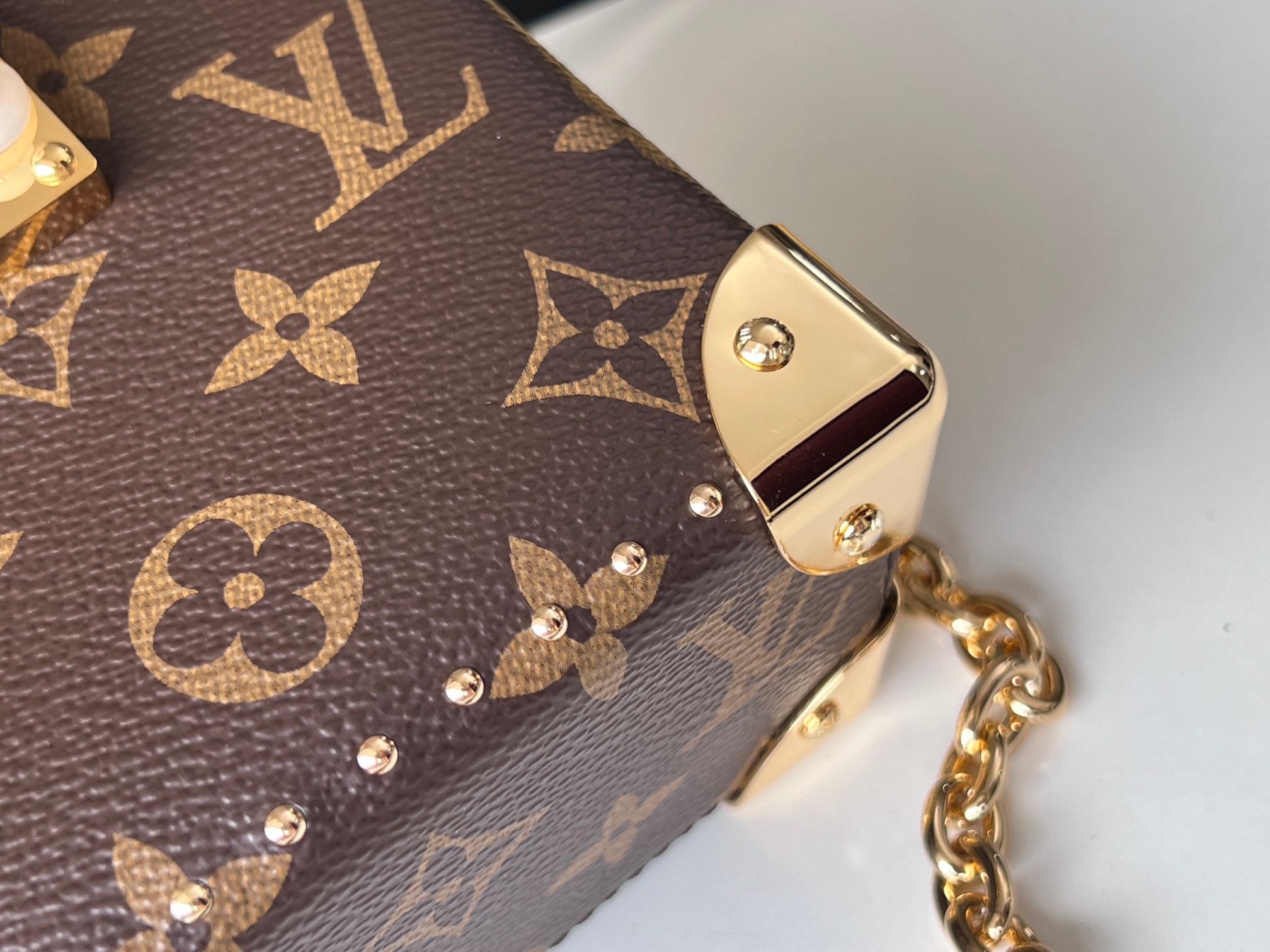 NO:201368,Top original list M82465 yellow box bag chain bag series CAMERA BOX handbag This Camera Box handbag More details...,LV [top original list],louis vuitton19860909顶级原单 M82465黄花 盒子包链条包系列 CAMERA BOX 手袋 本款 Camera Box 手袋更多细节……,LV【顶级原单】,louis vuitton,Bag