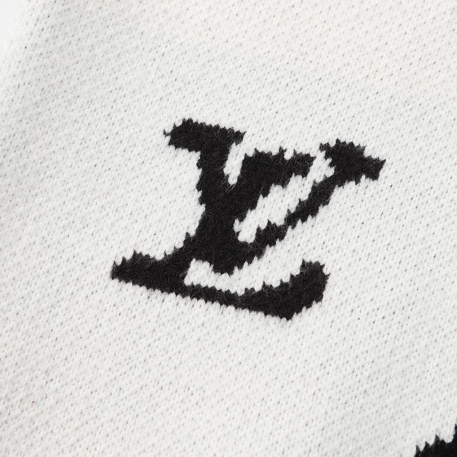 New SS24 Louis Vuitton Louisweed Colored Knitwear: High-Quality, Soft, and Stylish - 图片 5