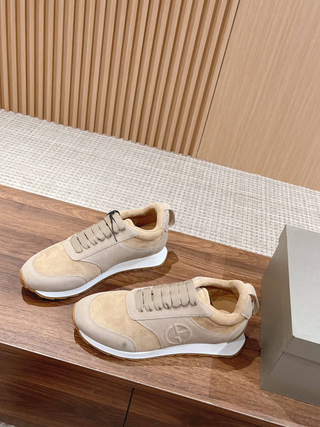 Amani Classic Sports Shoes: Meta-Sensor Fabrics, 3D GA Detail, Transformational Design - 图片 2