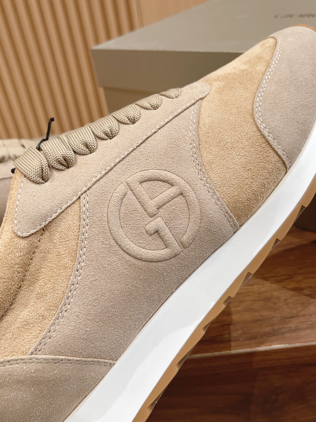 Amani Classic Sports Shoes: Meta-Sensor Fabrics, 3D GA Detail, Transformational Design - 图片 8