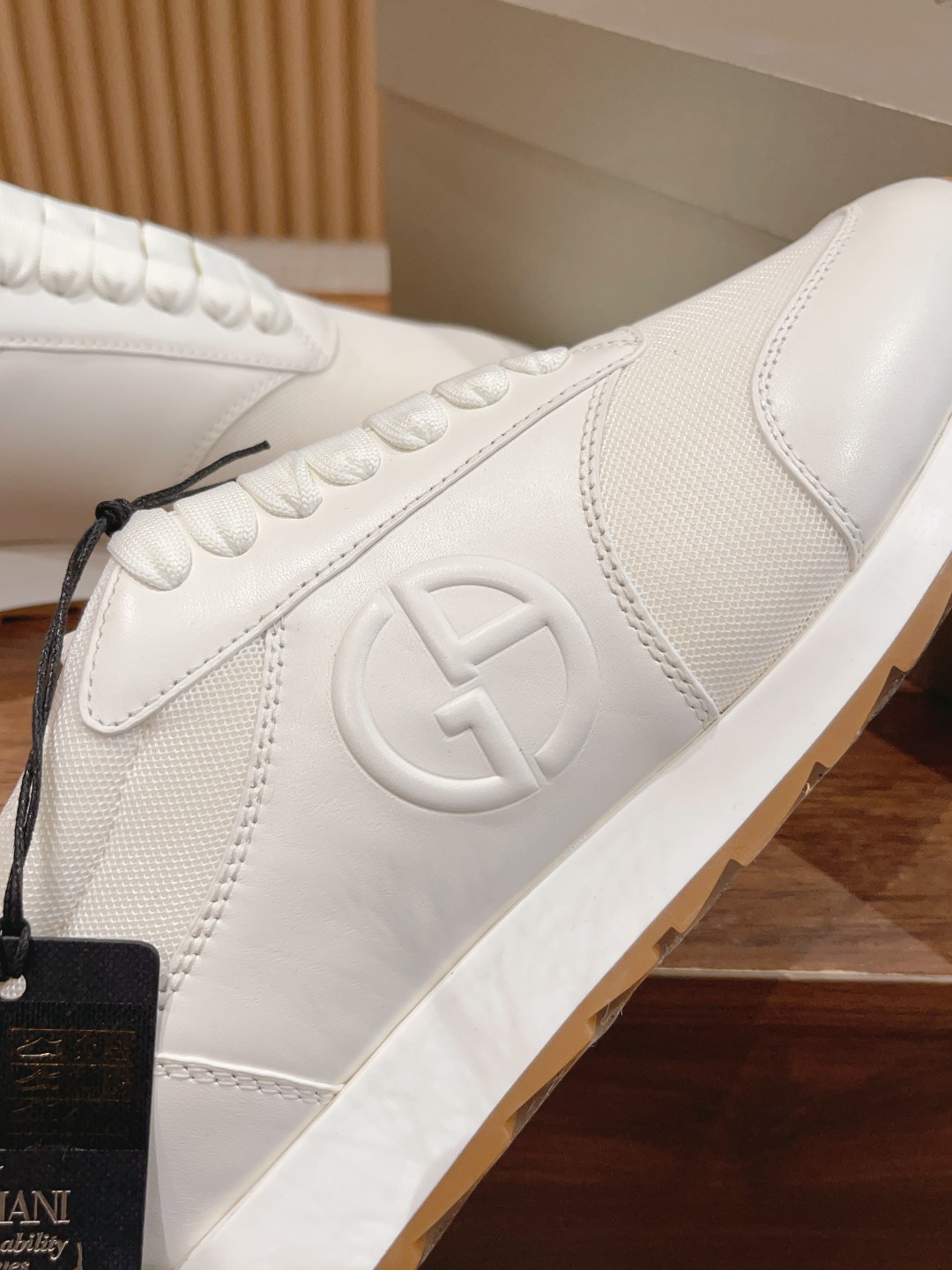 Amani Classic Sports Shoes: Meta-Sensor Fabrics, 3D GA Detail, Holiday Series Elegance - 图片 8
