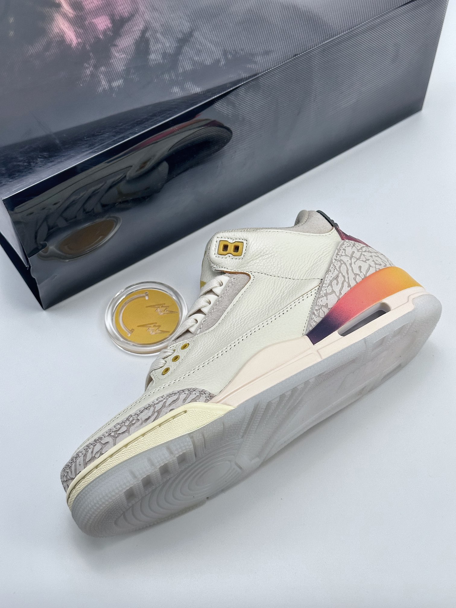 Air Jordan 3 Retro x J Balvin joint smiley face white, blue and red trendy retro basketball shoes FN0344-901