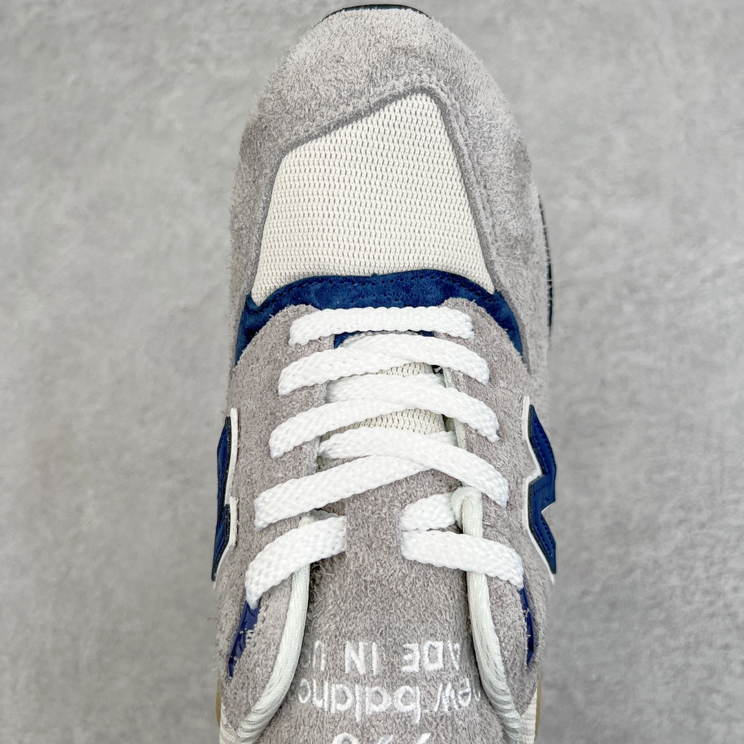 图片[4]-＃K版纯原 New Balance M998 Made in USA NB新百伦高端美产血统系列经典复古休闲运动慢跑鞋 NB998 诞生于 1993 年，作为第一双使用 ABZORB 缓冲材料的鞋款，一经发售就受到大量消费者的热烈追捧，如今已经成为了历久不衰的经典代表鞋款之一。原楦原数据开发版型 以优质面料制成鞋面结构。鞋面采用经典网眼布材质，辅以绒面革覆盖，带来更加清爽舒适的穿着体验。鞋舌上标记的 \\\”998\\\” 字样增强鞋款辨识度的同时，为鞋款注入更多动人细节。鞋款采用 ABZORB 缓冲材料的中底，通过缓冲和压缩阻力相结合来吸收冲击，稳定性高，不易打滑，助你畅享舒适有型的运动体验。采用猪巴革组合网织鞋面材质 后跟嵌入TPU装饰条稳固 升级原装5层独立私模 尺码：36 36.5 37 38 39.5 40 40.5 41.5 42 42.5 43 44 44.5 45-选品中心