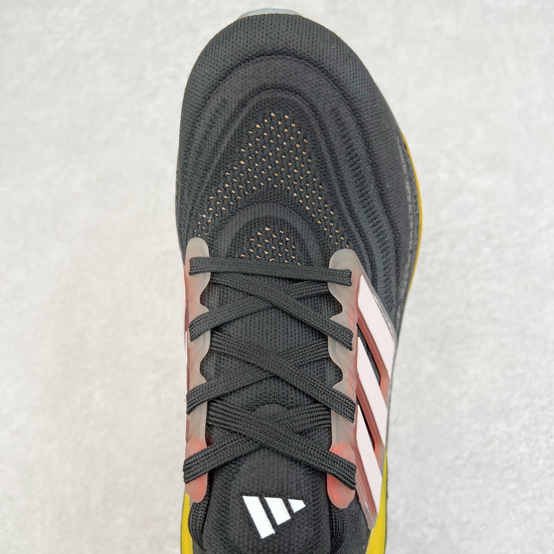 图片[4]-💰170 ＃X版纯原福利‼AD Ultra Boost Light UB2023系列低帮袜套式针织透气缓震休闲运动慢跑鞋 HQ8595 历经10年不断创新以科技重塑跑步推出全新超轻新科技跑鞋 力求为跑步添活力 搭载LIGHT BOOST中底的新鲜演绎 无论节奏快慢、距离长短 伴你活力畅跑 延续了该系列的设计语言 采用分区编织鞋面 鞋头处网眼孔洞更大 提升透气性 一体式鞋舌 避免运动中出现偏移 实现鞋脚一体性 鞋侧 TPU 材质 有效提供支撑性 镂空的设计 同时减轻整体重量 最明显的则是中底部分 不仅是厚度夸张 大家最熟悉的 Boost 材质终于迎来升级 减重 30% 带来更轻量化的上脚感受 SIZE：36 36.5 37 38 38.5 39 40 40.5 41 42 42.5 43 44 44.5 45 编码：by2936040-运动鞋