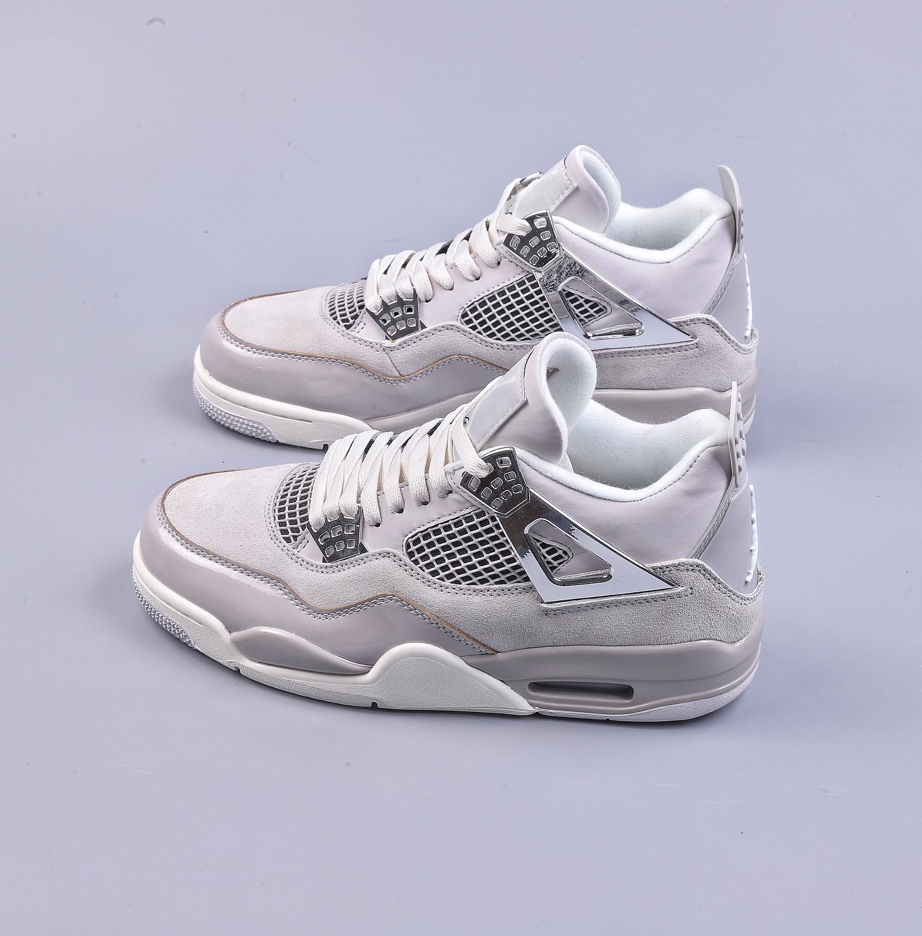 TNT Air Jordan 4 WMNS ”Frozen Moments” Silver Plated AQ9129-001