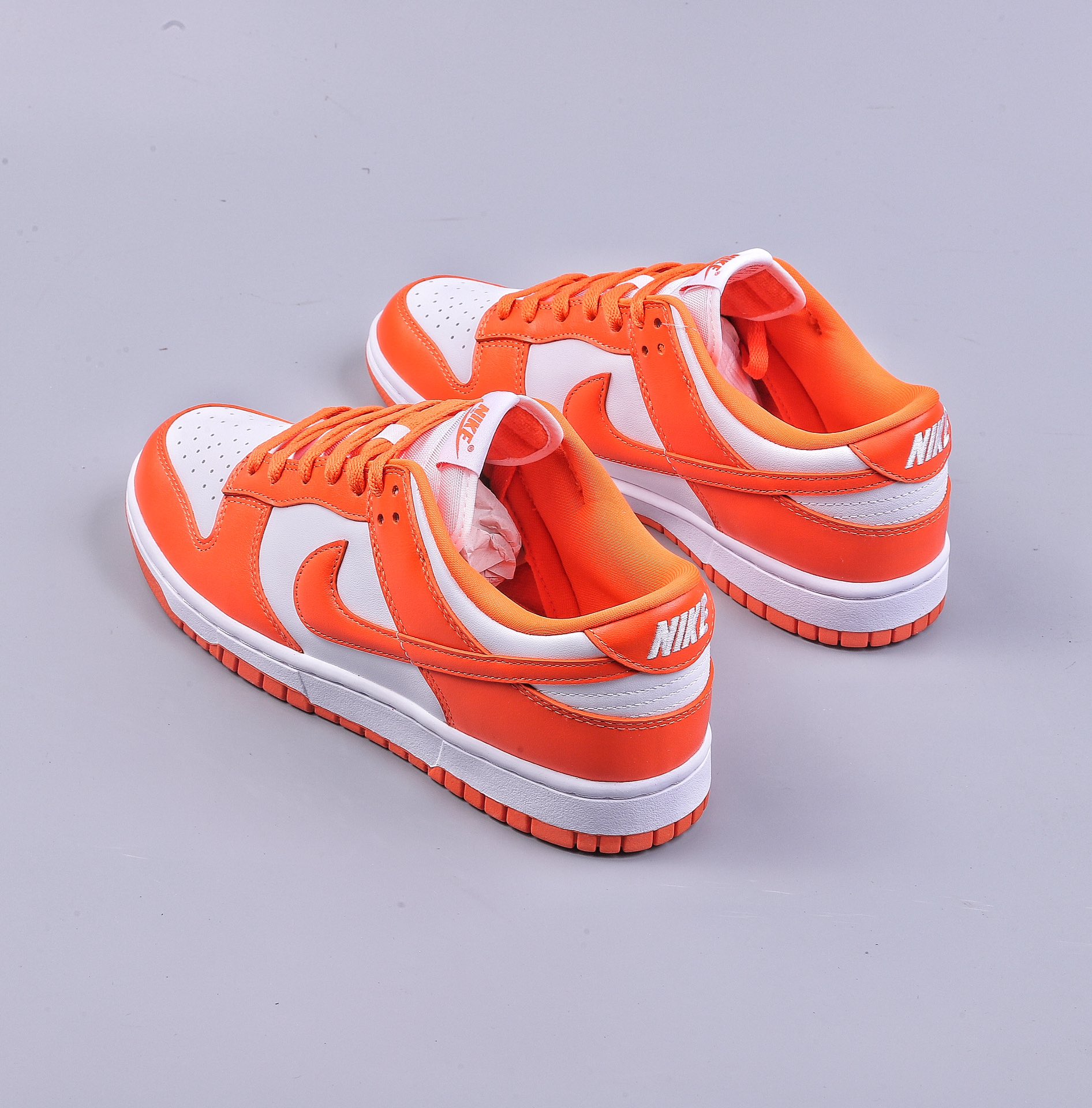 N NK Dunk Low SP White Orange CU1726-101