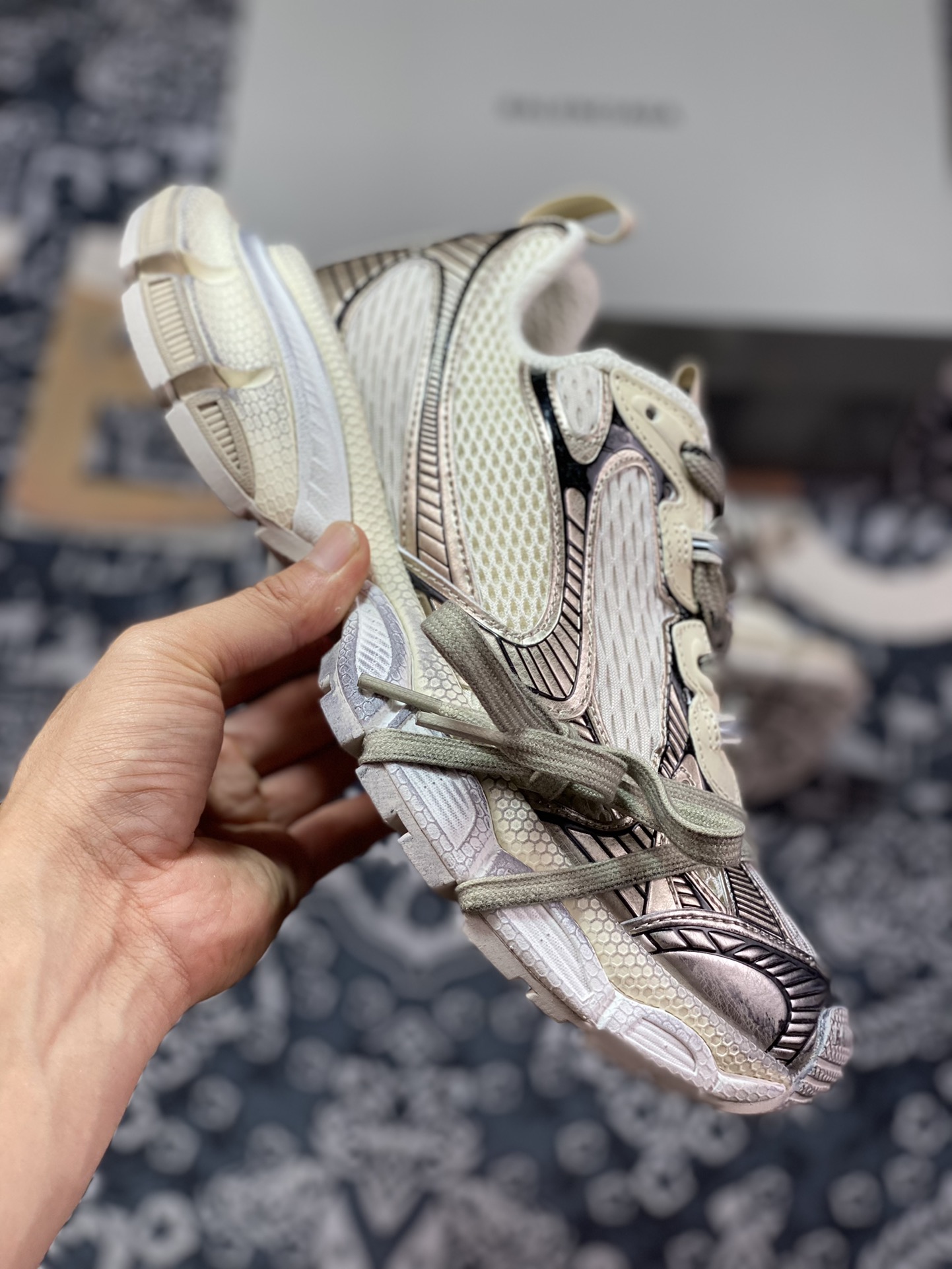 430 巴黎世家BALENCIAGA 3XL Sneakers 3+系列低帮慢跑鞋“网奶白玫瑰金做旧”734731 W1XL5 0185