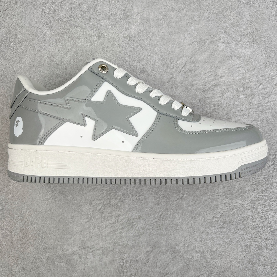 零售💰230 ＃PB版 福利特价‼Bape Sta To Low 明星同款 猿人头经典漆皮低帮运动休闲板鞋 白灰 全套原纸板楦头开发 确保原汁原味 市场最完美低趴版型 一比一鞋头弧度高度鞋身弧度 外贸平台指定订单 匠心打造 开发时长超过半年 独家私模磨具冲刀加持 原厂特供皮料光泽色卡零偏差 内里均采用市场最好的超软原厂填充棉 原数据进口机台高频印压LOGO 最高QC检验标准 控制溢胶瑕疵 深浅定位均保持zp一致 中底嵌入Ortholite缓震材质 全套原包装 包含猿人logo 定制防尘袋 尺码：36 36.5 38 38.5 40 40.5 41 42 42.5 43 44 44.5 45 46 编码：by2936030-运动鞋