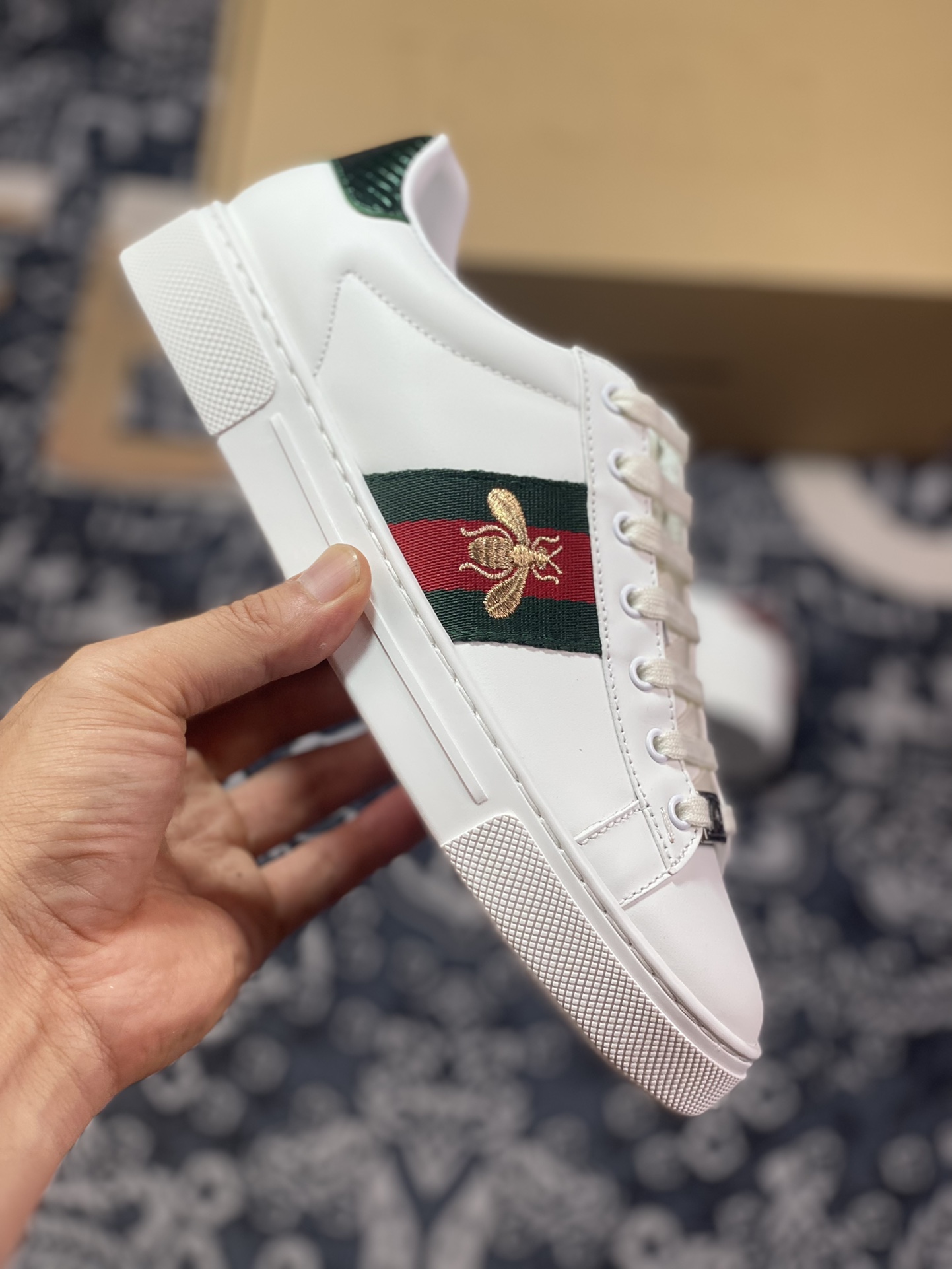 Gucci 1970 ACE Low Sneaker series low-top retro versatile casual sports white sneakers ”leather white green red and green mandarin duck bee” 747953 AAB8C 9110