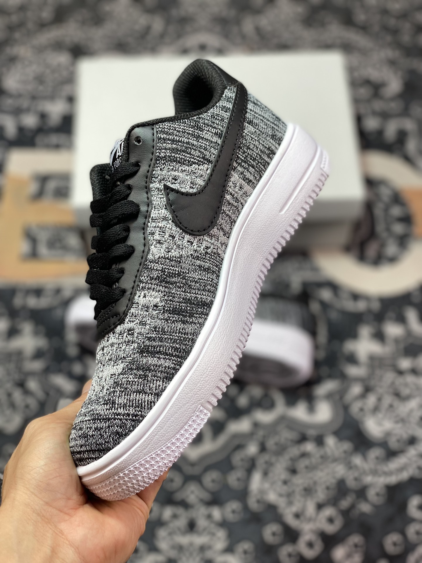 Nike Air Force 1 Low Flyknit ”White/Black/Oreo” 2.0 Air Force 1 running shoes ”Knitted black and white Oreo” AV3042-001