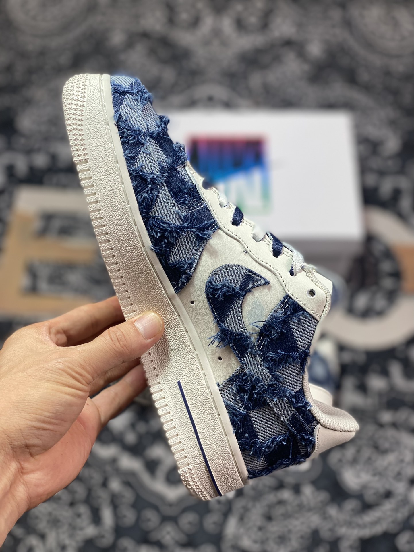 Nike Air Force 1′07 Low”Exclusive Denim” Air Force One series classic low-top sneakers “off-white dark blue checkerboard tassels” FB0607-099