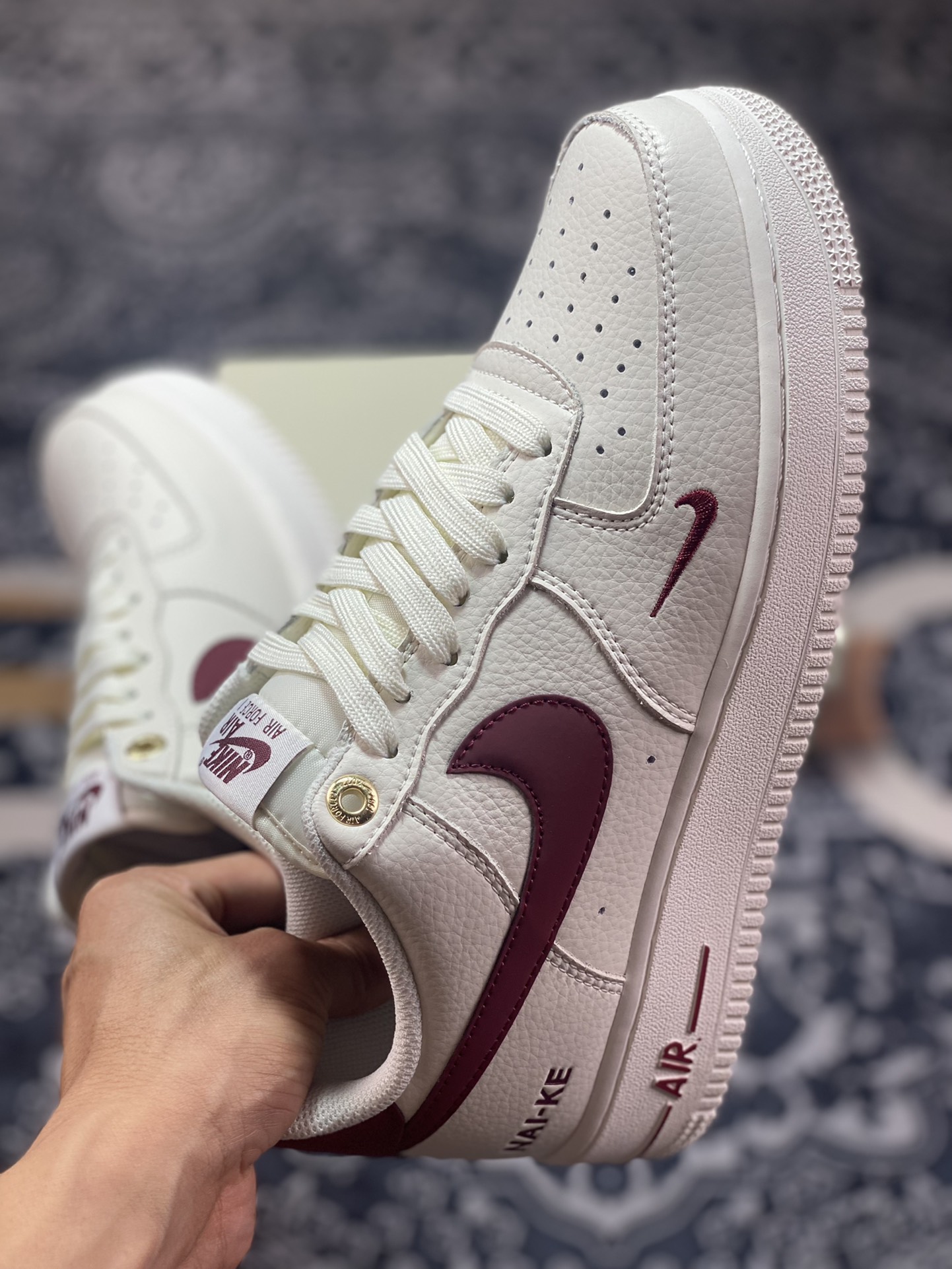 Nike Air Force 1'07”NAI-KE/Beige/Wine Red” Air Force One Sneakers ”NAIKE Beige Wine Red Hook” NK0621-911