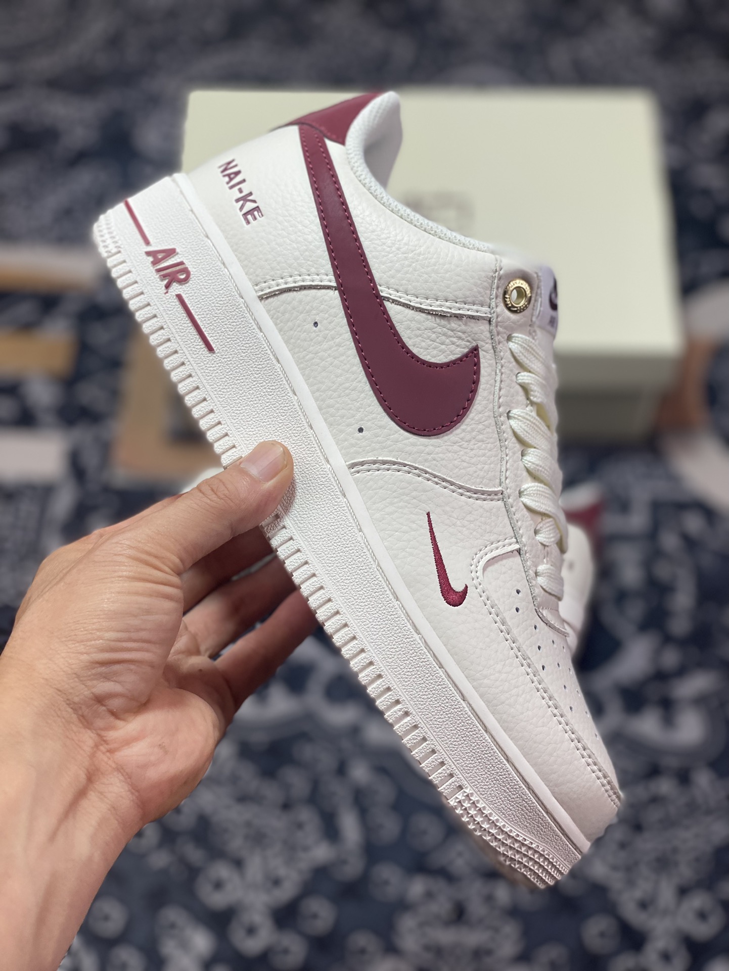 Nike Air Force 1'07”NAI-KE/Beige/Wine Red” Air Force One Sneakers ”NAIKE Beige Wine Red Hook” NK0621-911