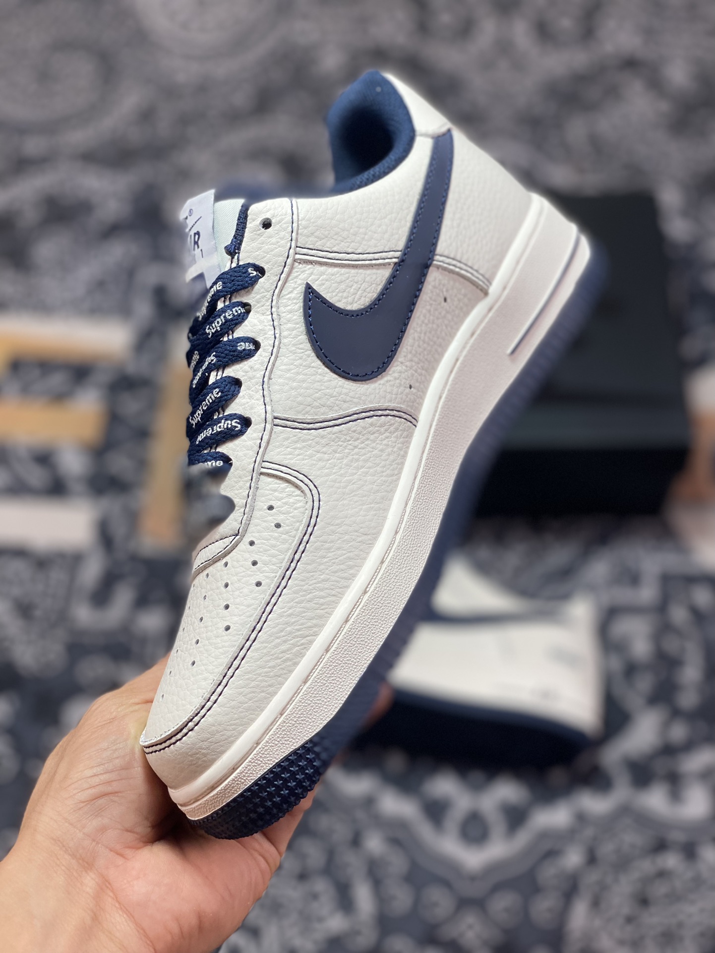 Supreme x Nike Air Force 1 07 Low ”Supreme” Air Force One Sneakers ”Lychee Leather Beige Obsidian Blue Sup” SU0220-005